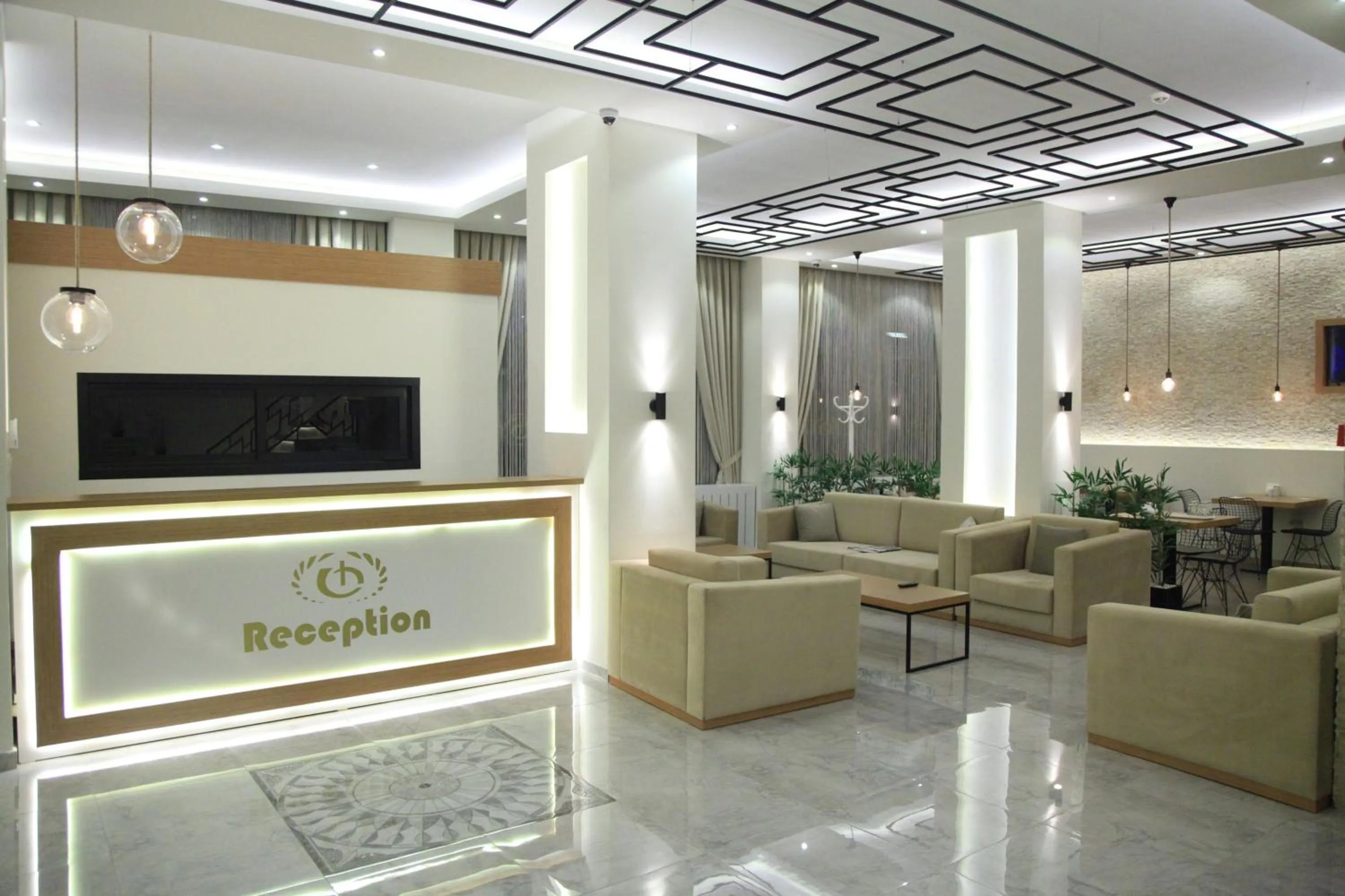 Lobby or reception in Okur Otel