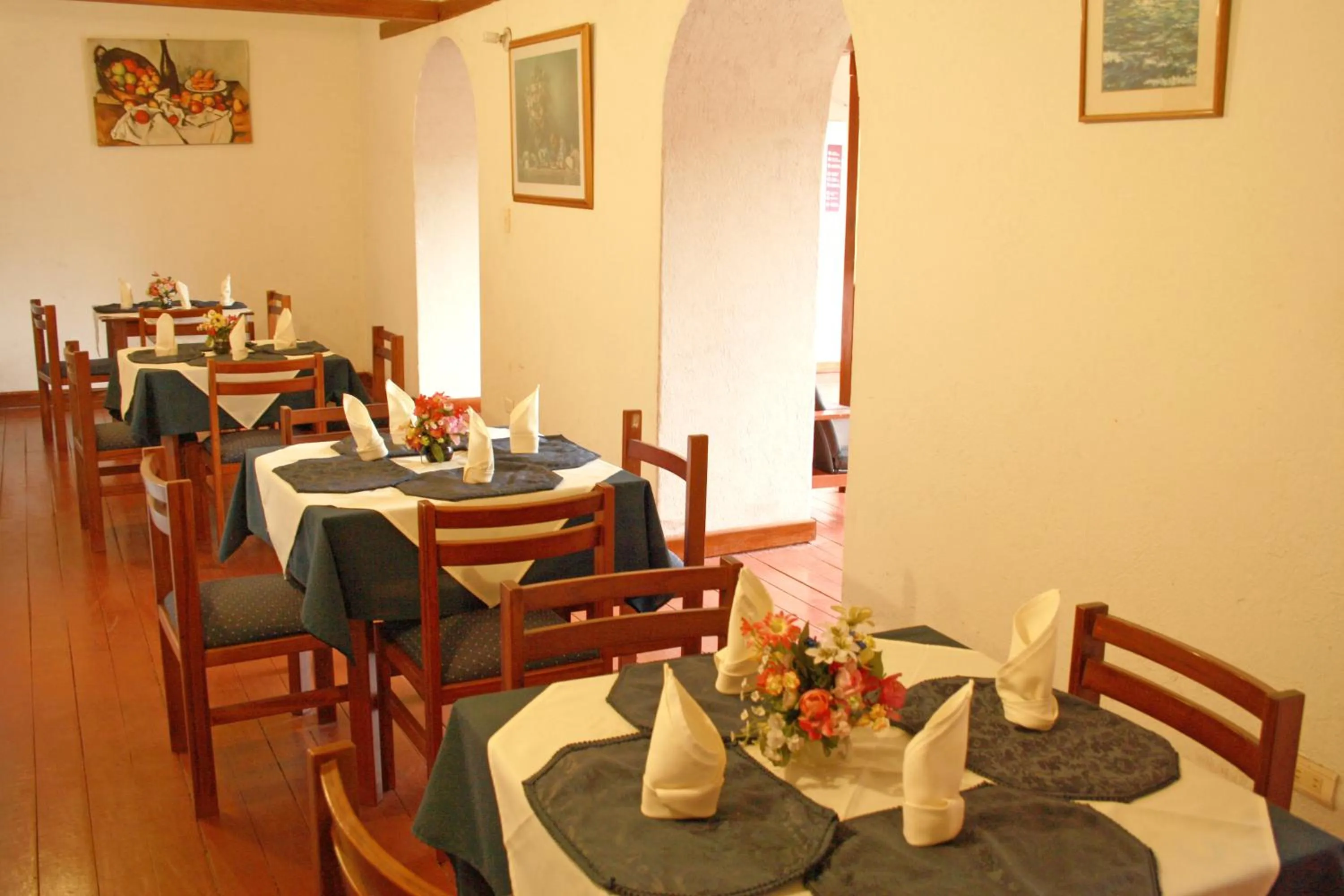 Property building, Restaurant/Places to Eat in Hotel El Cid Plaza Premium