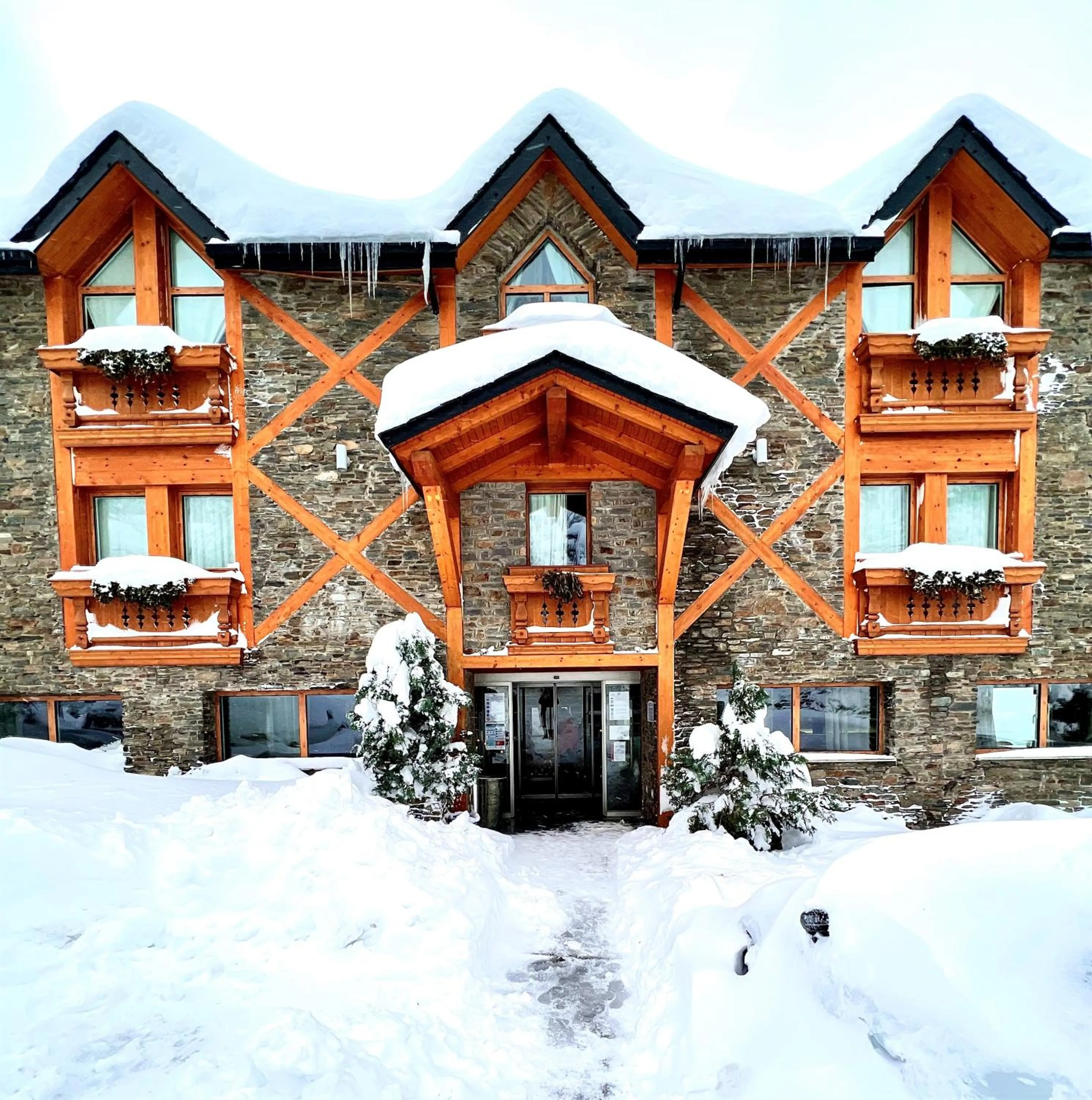 Property building in Hotel & Spa Xalet Bringue