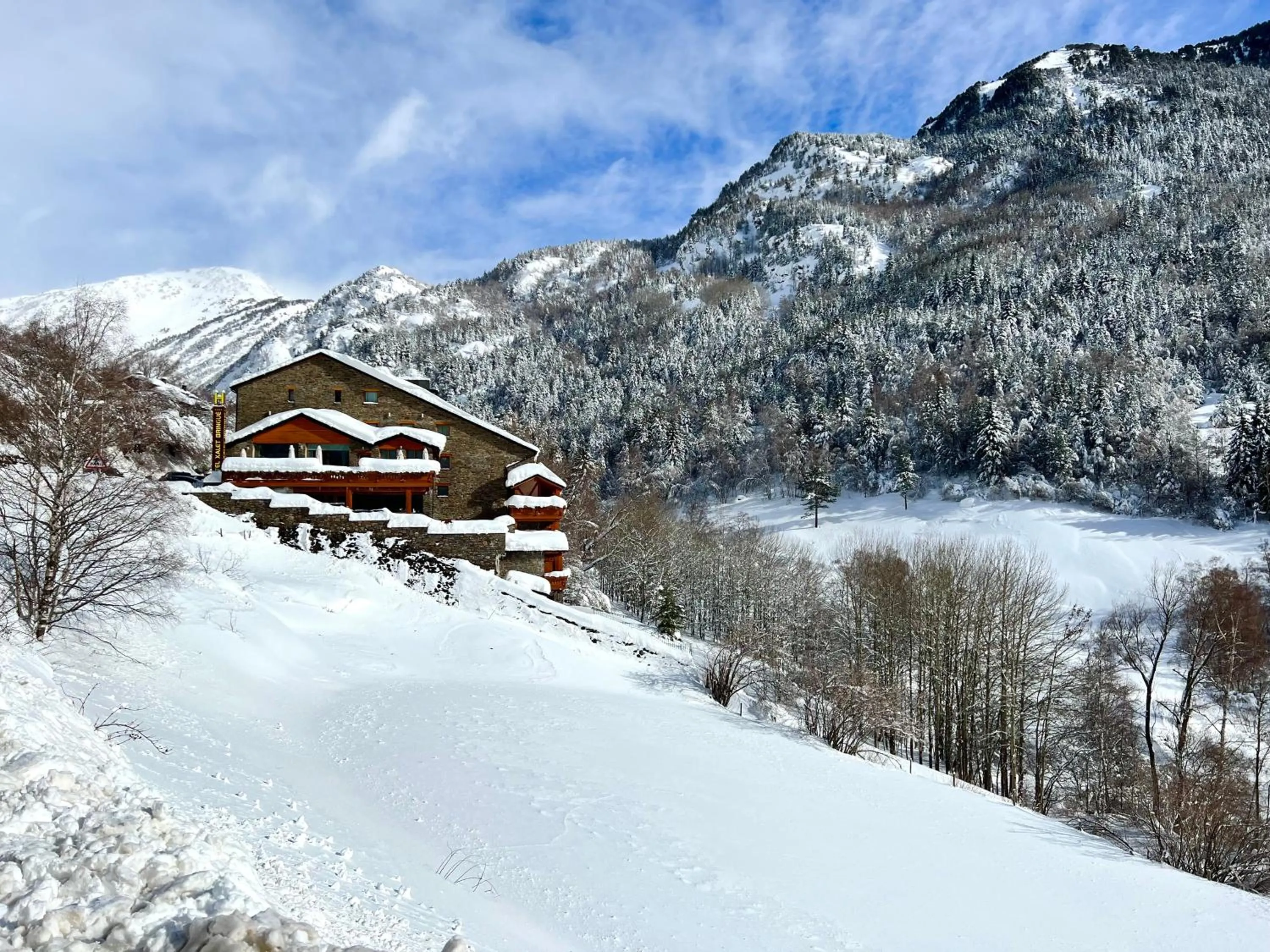 Property building in Hotel & Spa Xalet Bringue