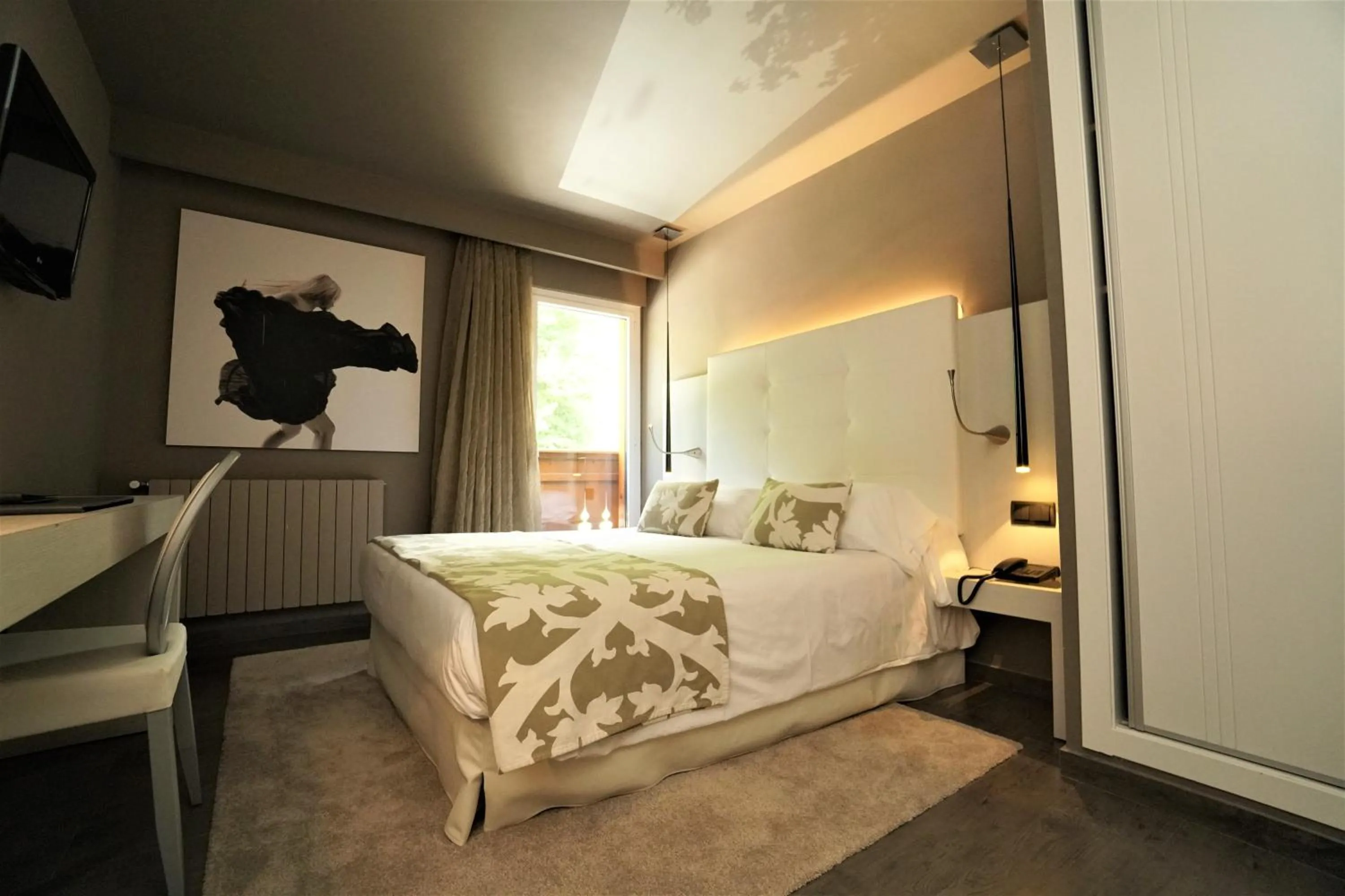 Bed in Hotel & Spa Xalet Bringue