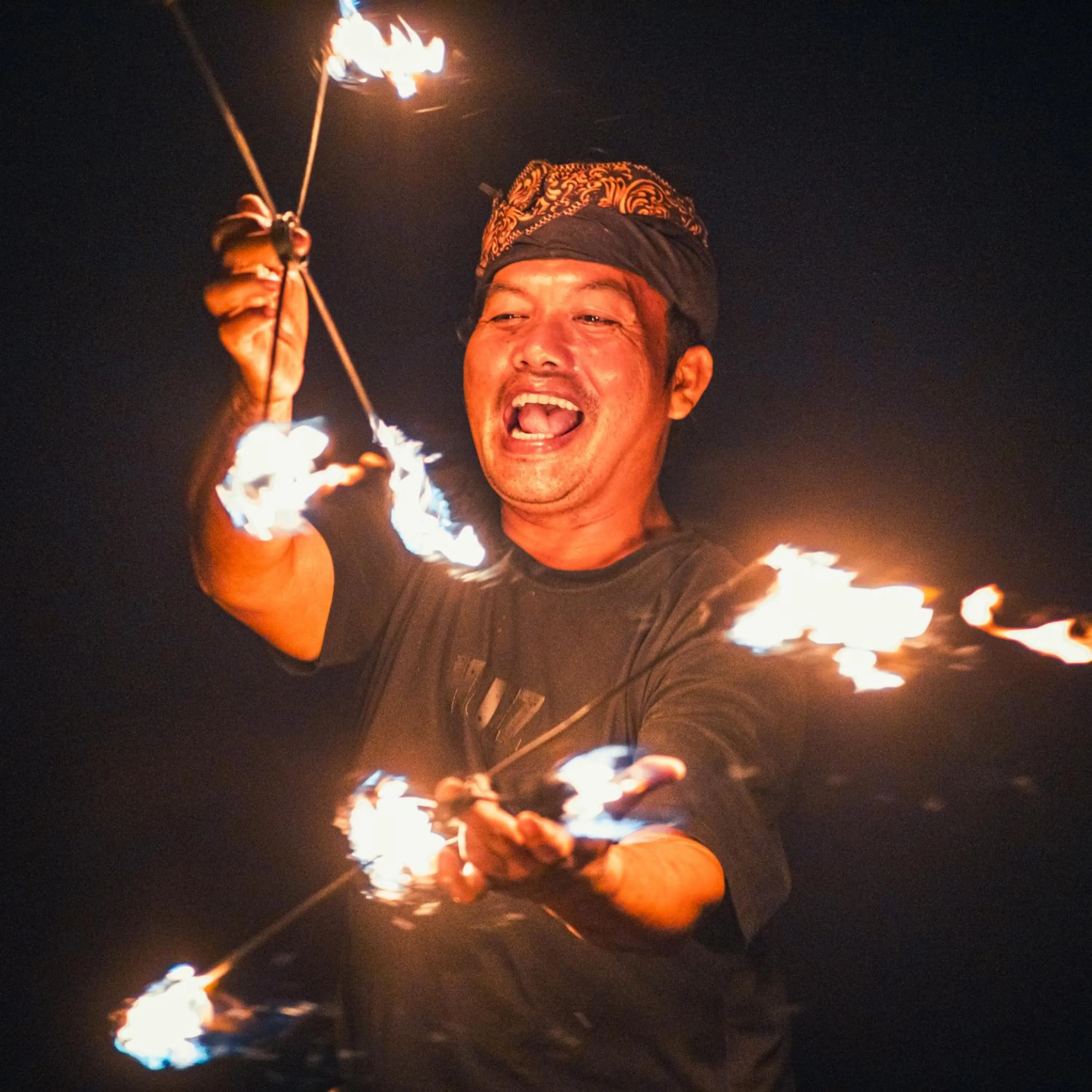 Entertainment in PinkCoco Gili Trawangan - Constant Surprises - for Cool Adults Only