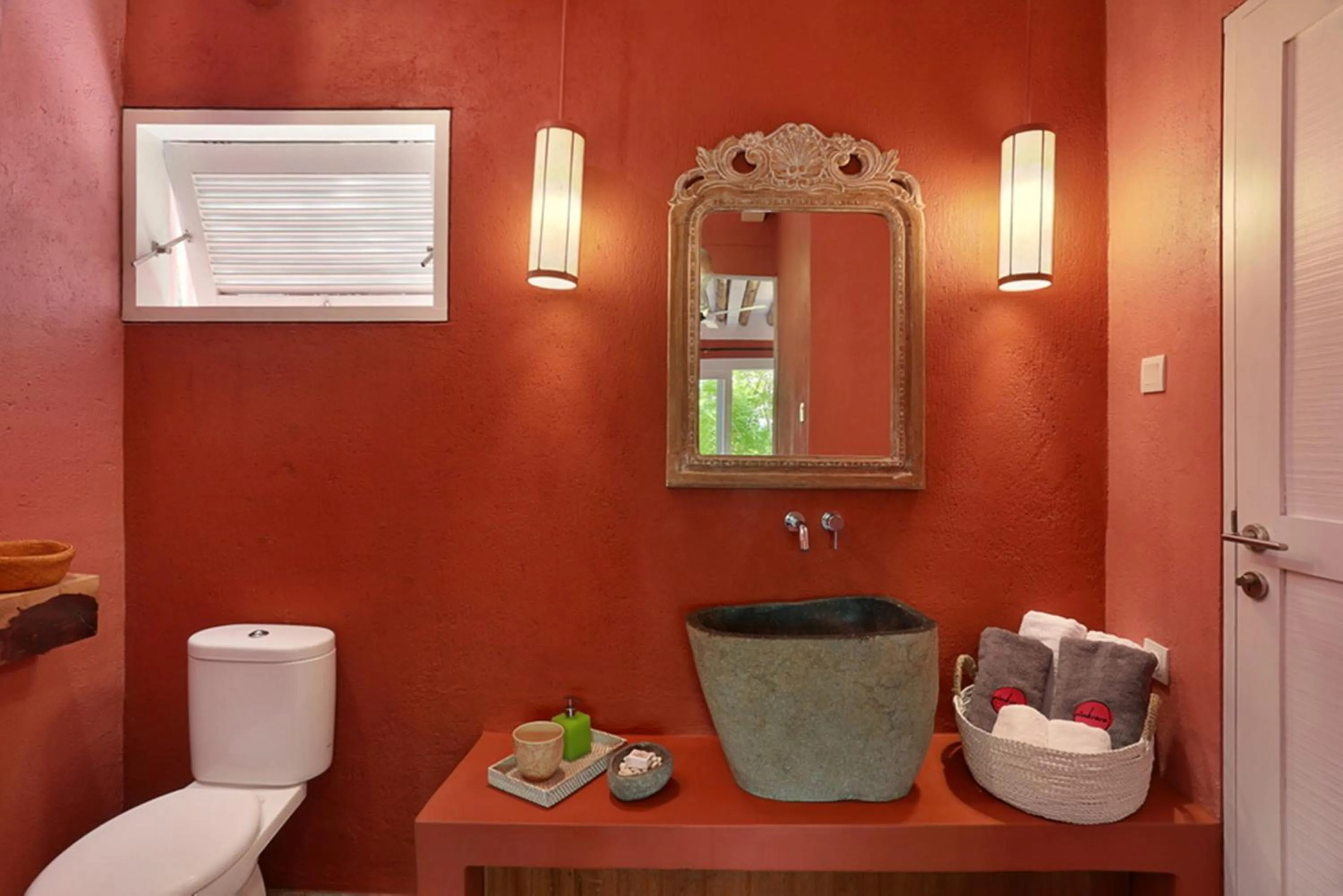 Toilet in PinkCoco Gili Trawangan - Constant Surprises - for Cool Adults Only