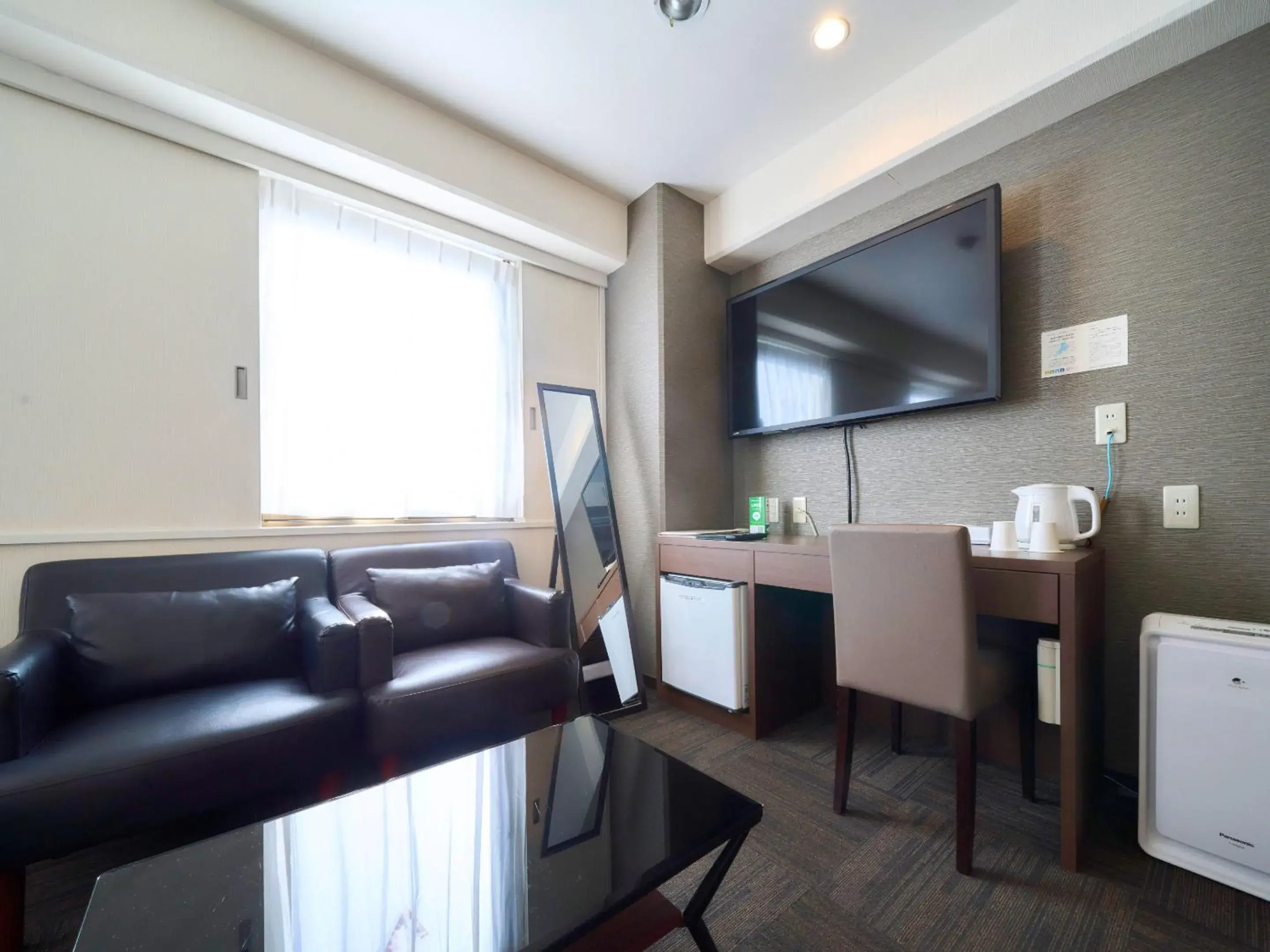 Standard Twin Room - single occupancy - Smoking in Minakuchi Century Hotel Standard Twin Room - single occupancy - Smoking in Minakuchi Century Hotel