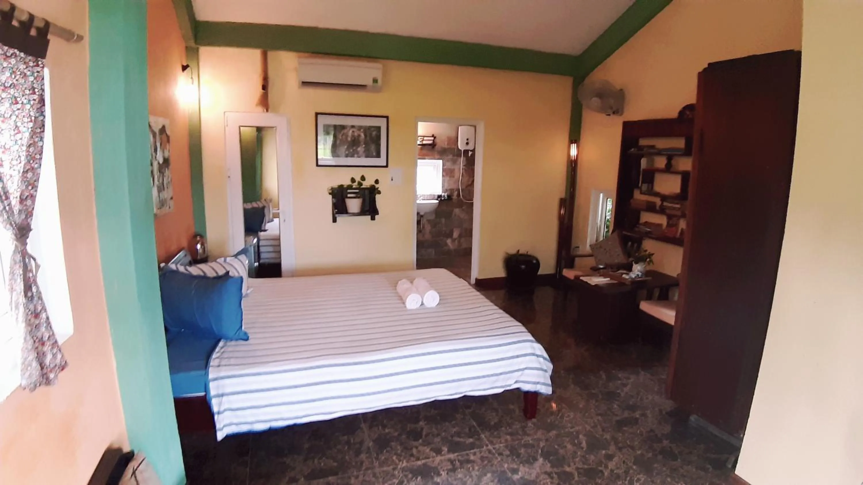 Photo of the whole room, Bed in La Terrazza