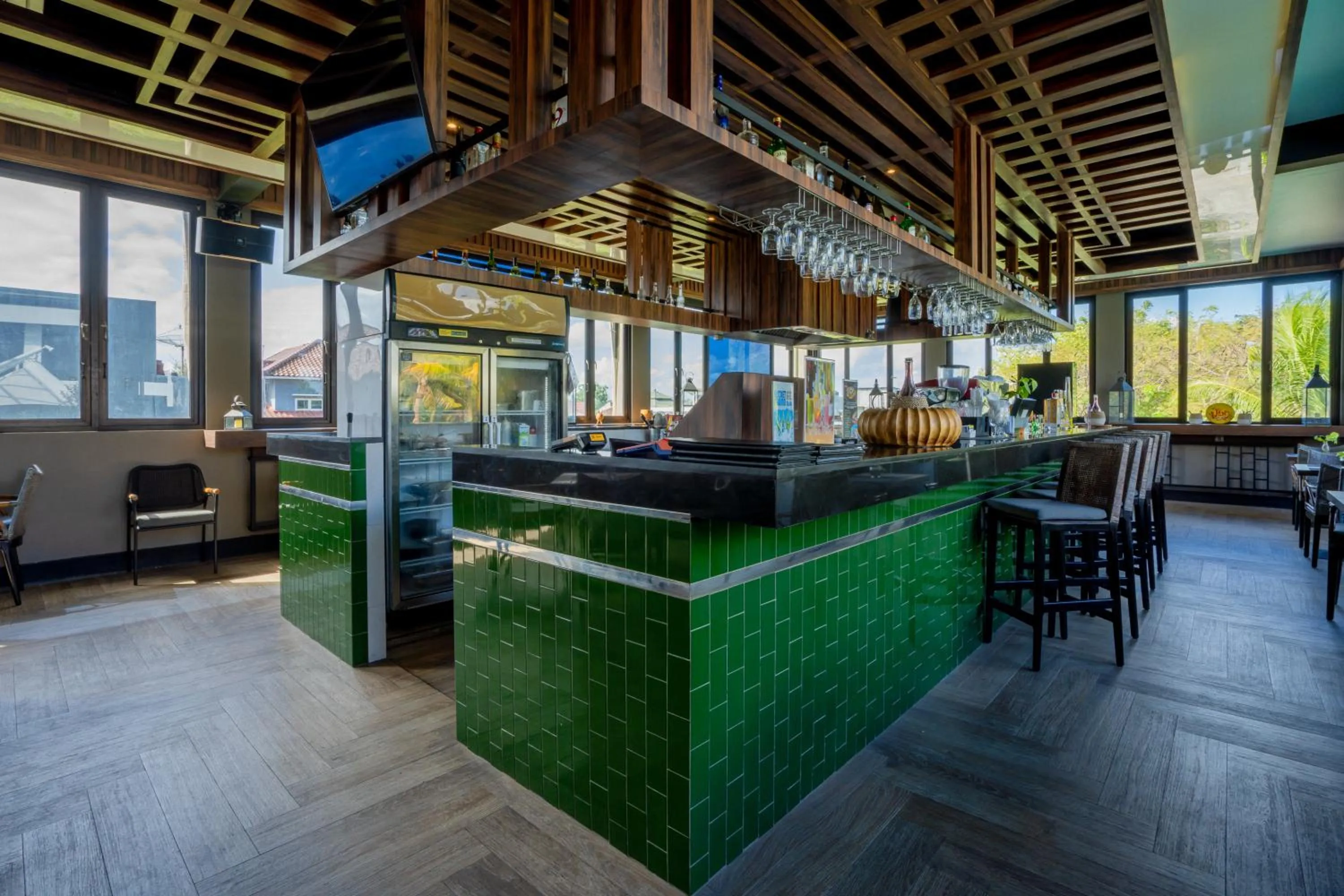 Restaurant/places to eat in Lombok Astoria Hotel