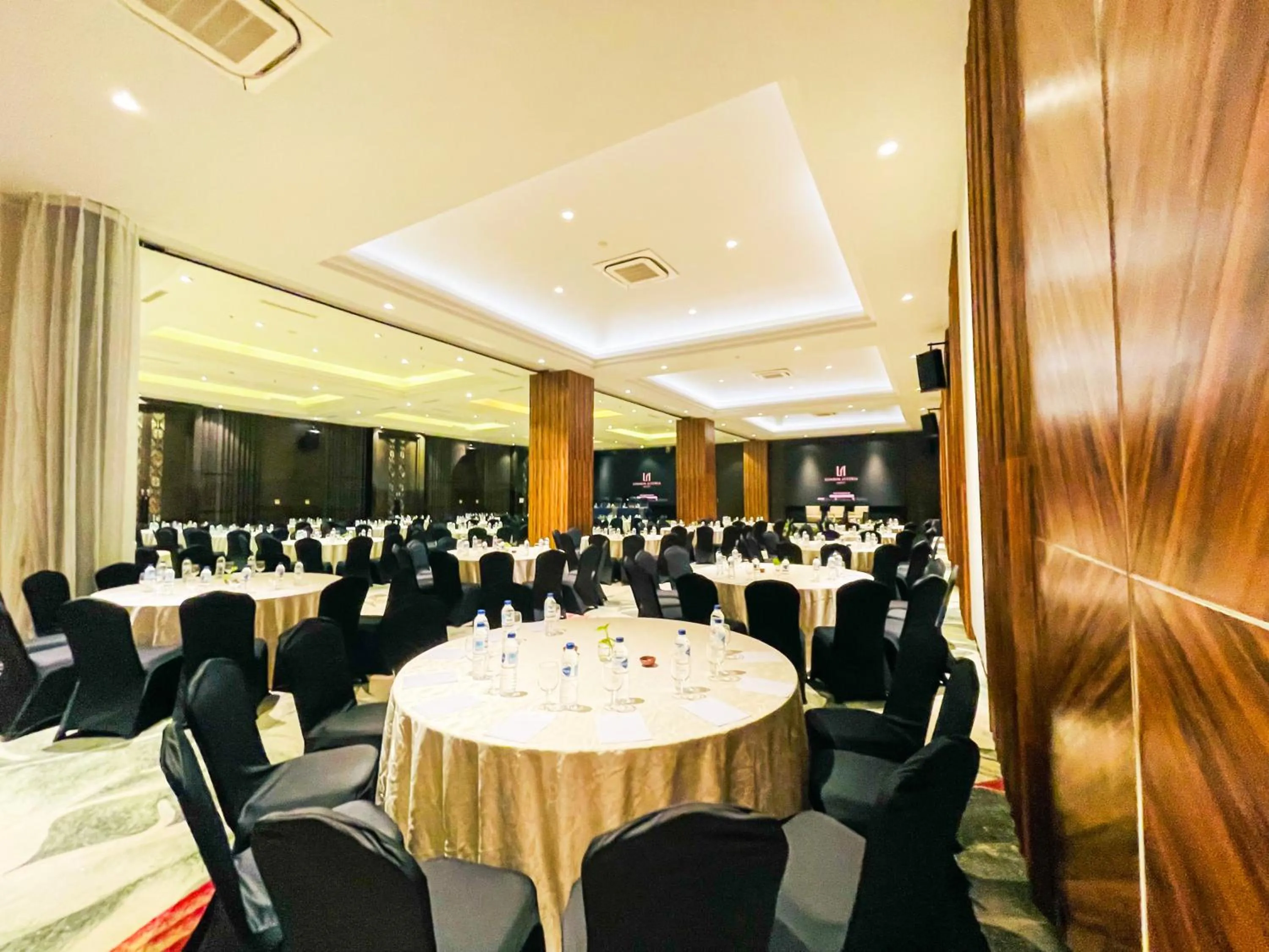 Banquet/Function facilities in Lombok Astoria Hotel