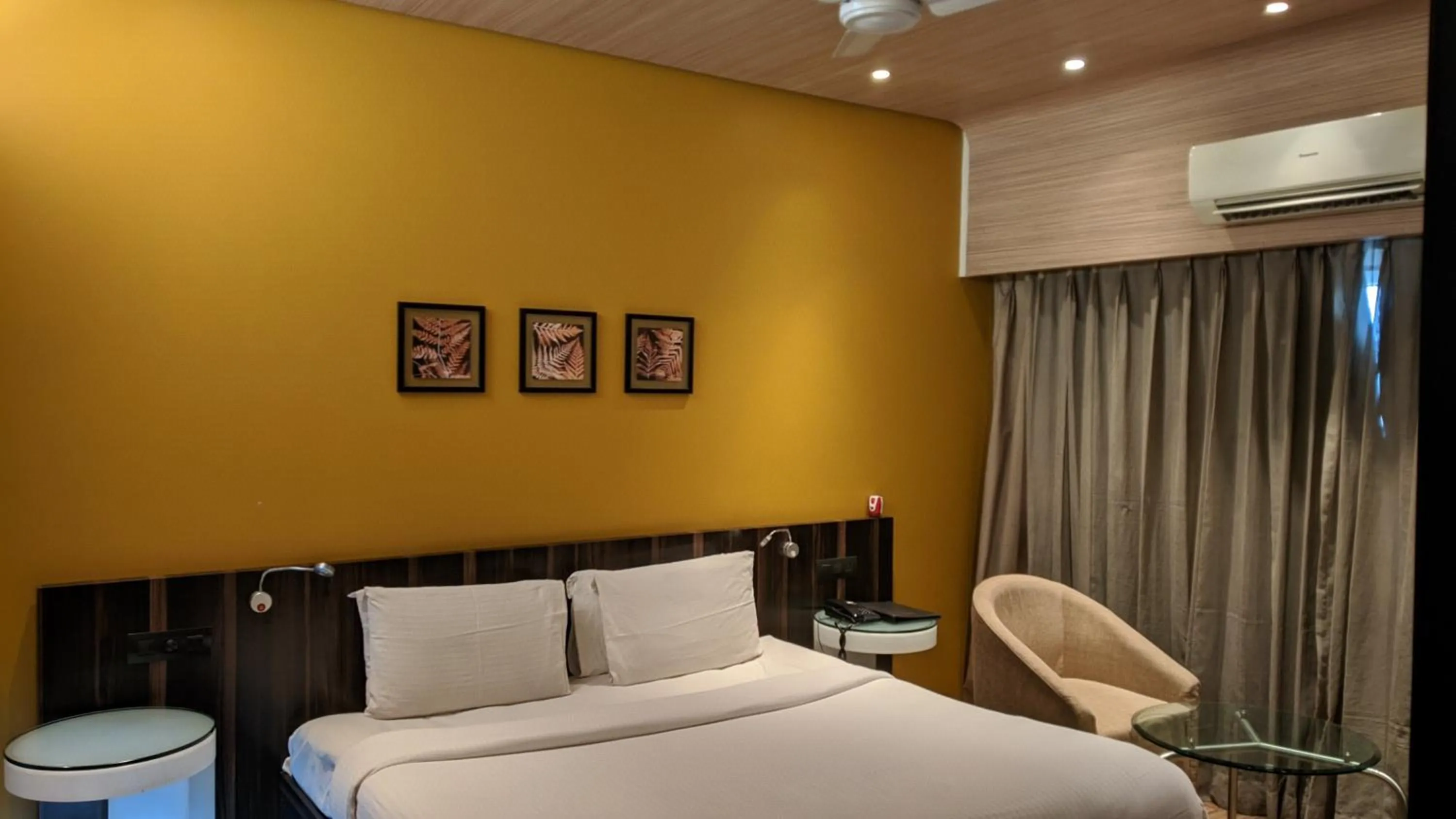 Bed in Hotel Sankam Residency