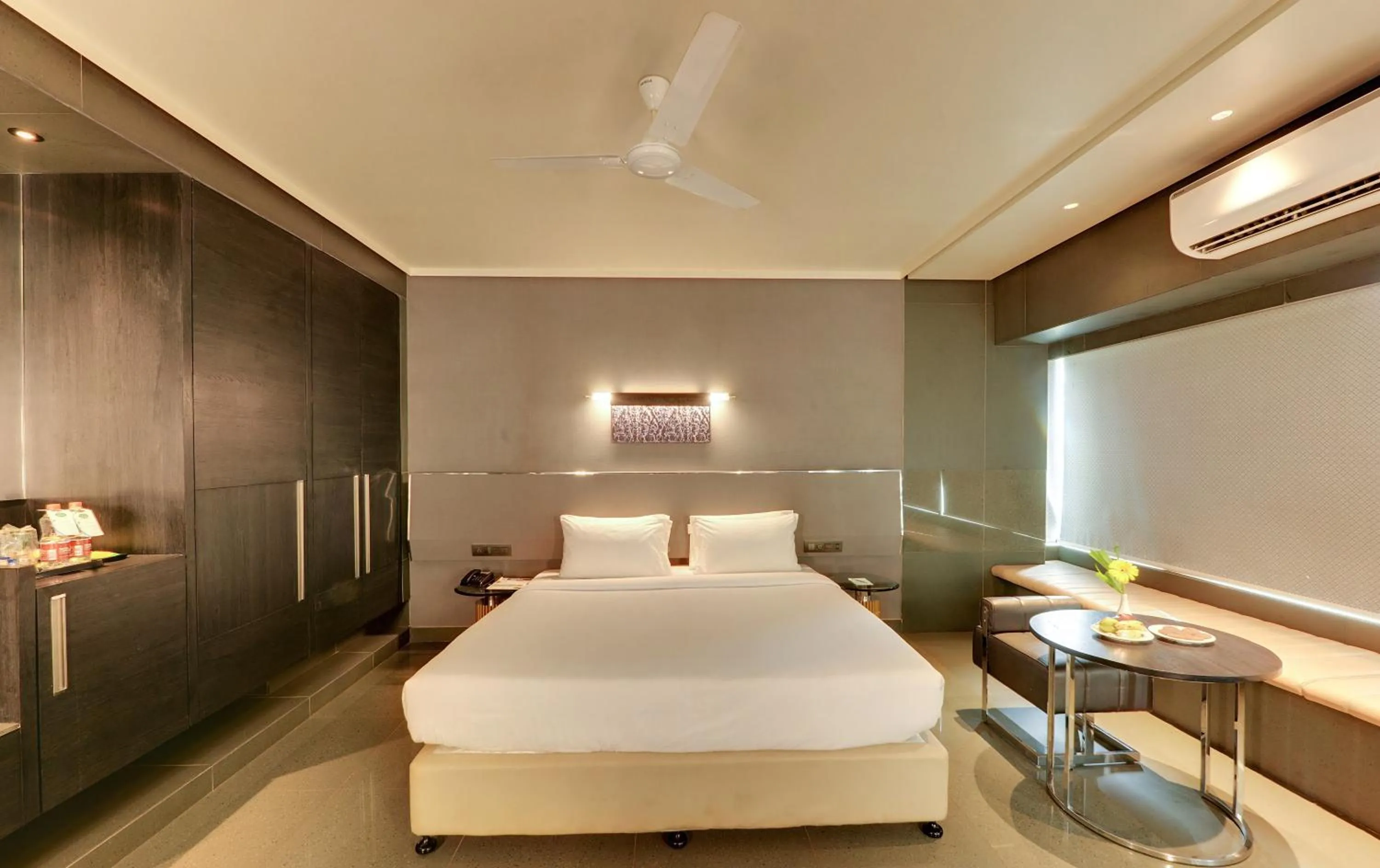 Bed in Hotel Sankam Residency