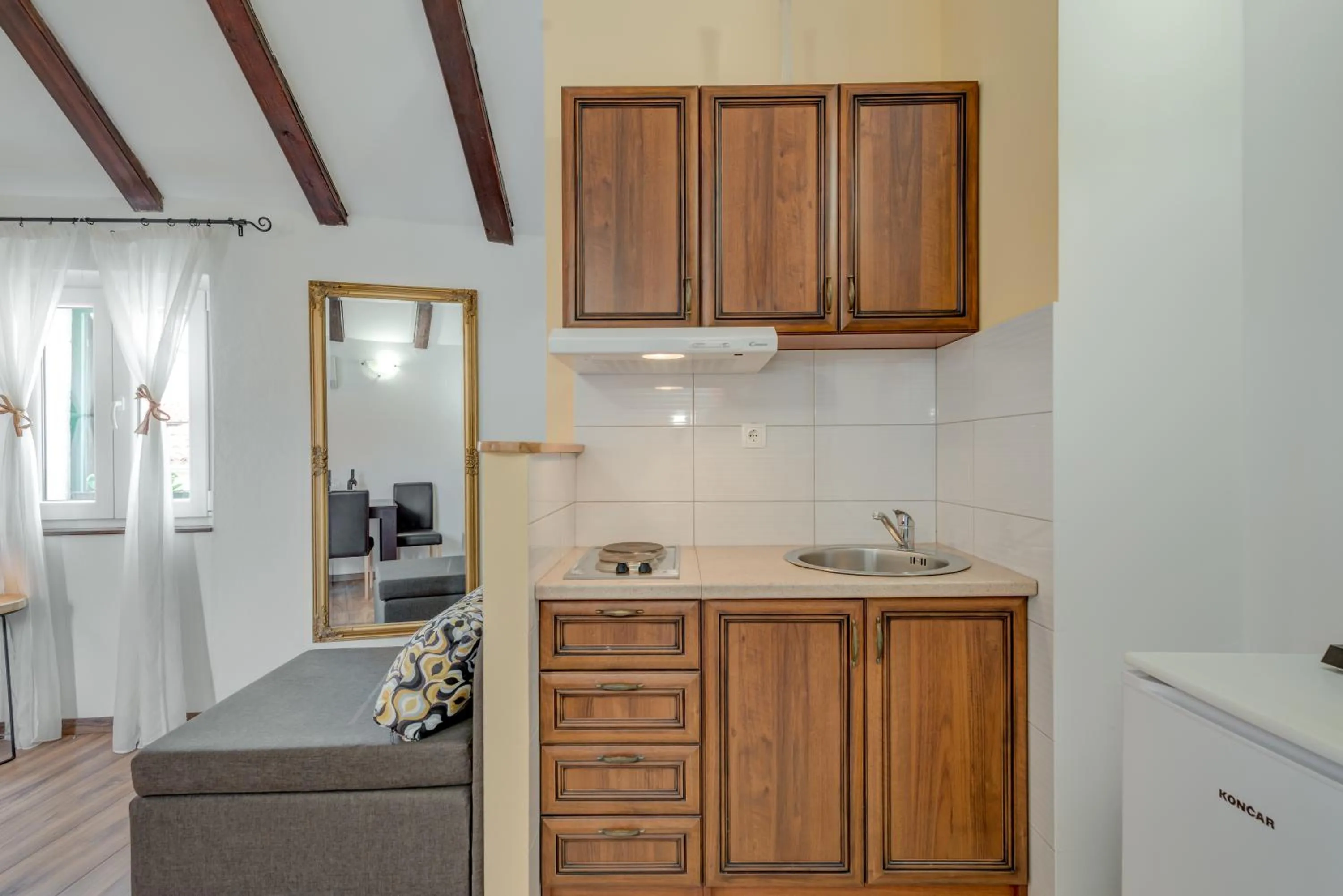 Photo of the whole room in Guesthouse Imperator