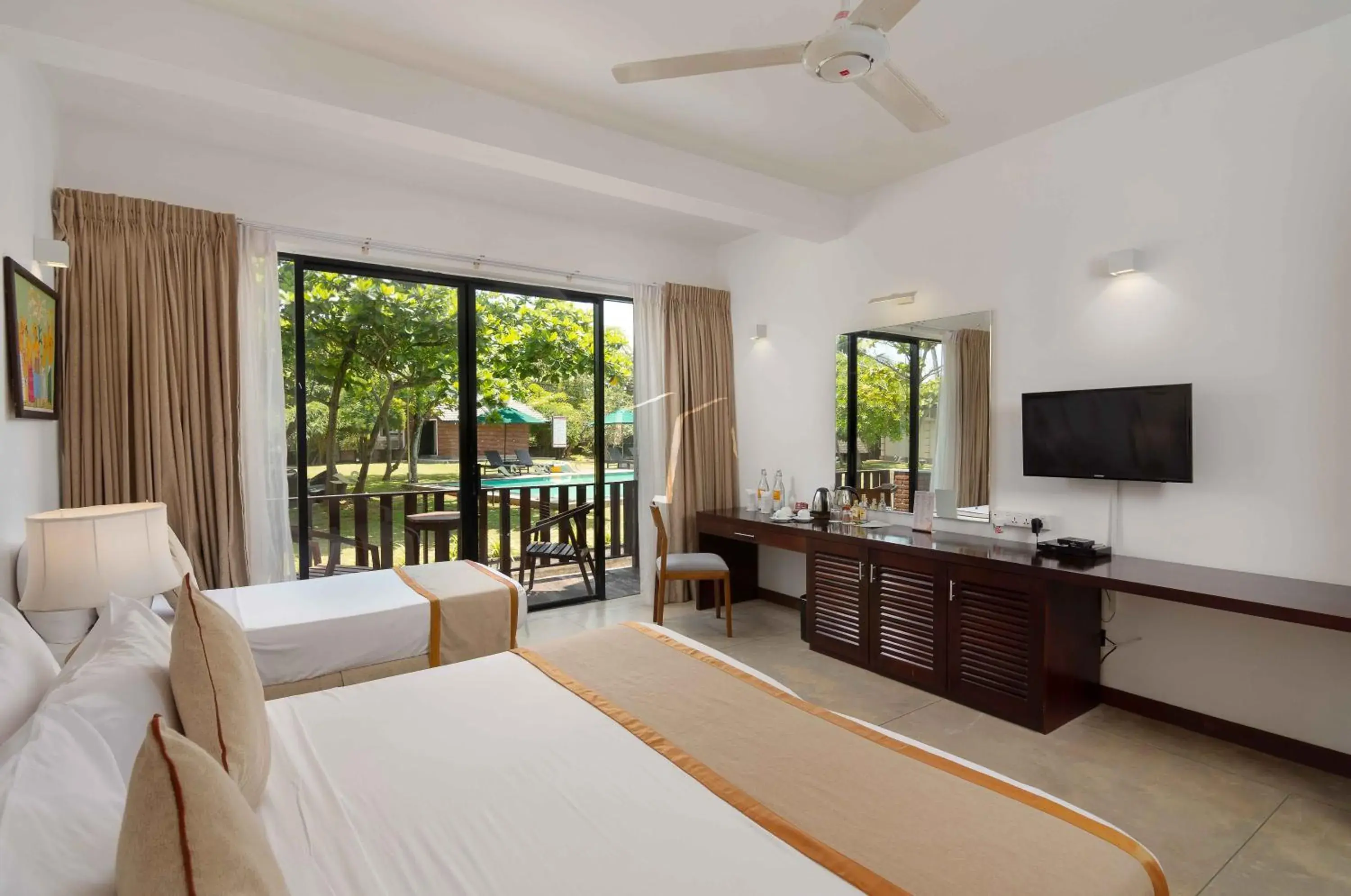 Deluxe Double Room with Garden View - single occupancy in The South - Beach & Lake Ahangama Deluxe Double Room with Garden View - single occupancy in The South - Beach & Lake Ahangama