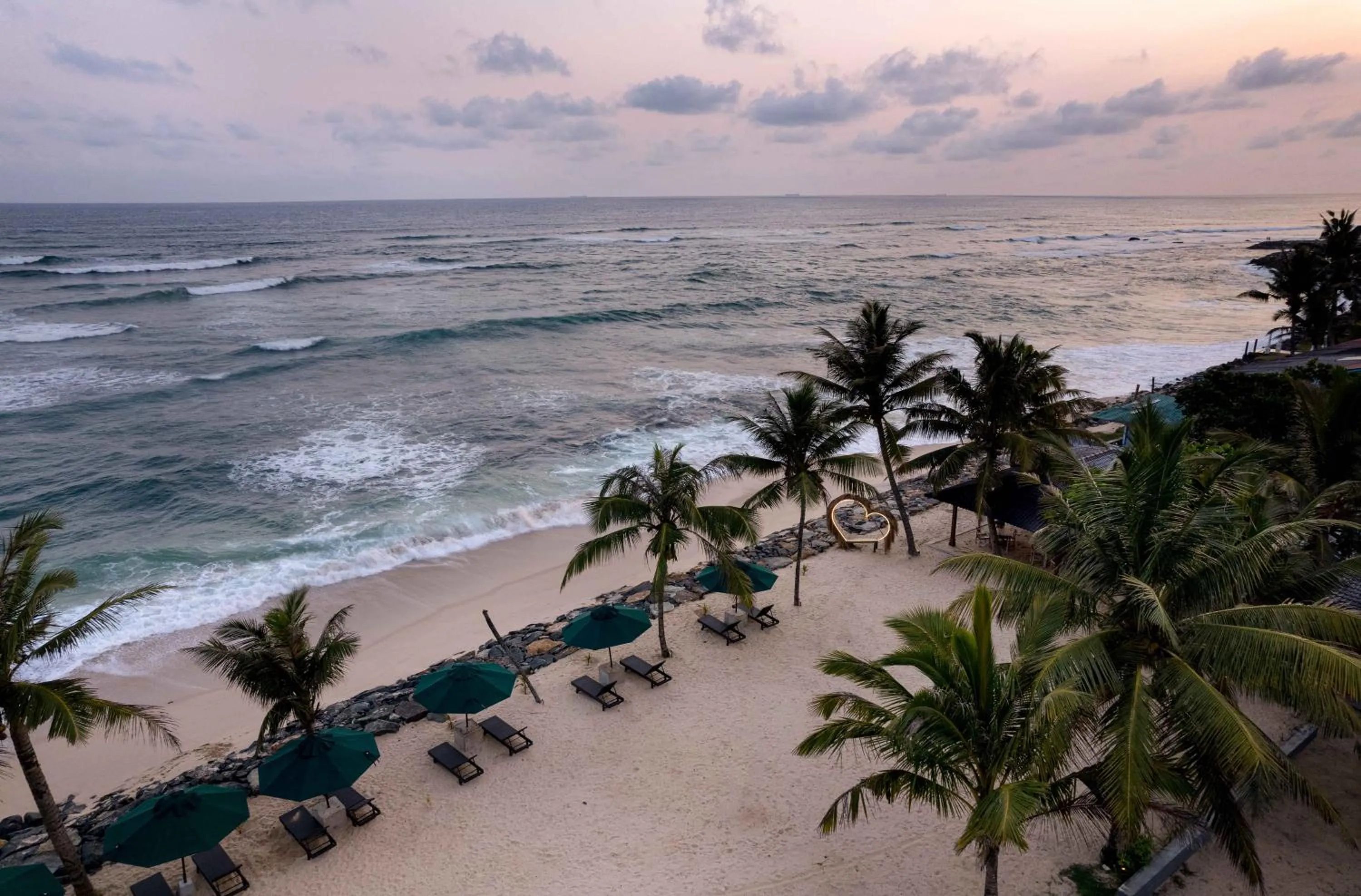 Restaurant/places to eat in South Lake Resort Koggala