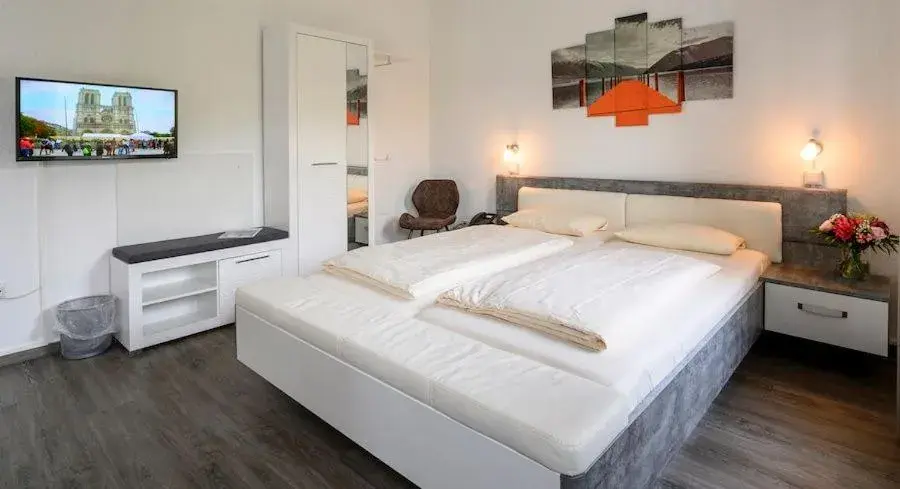 Standard Double Room - single occupancy in Hotel Krone Standard Double Room - single occupancy in Hotel Krone