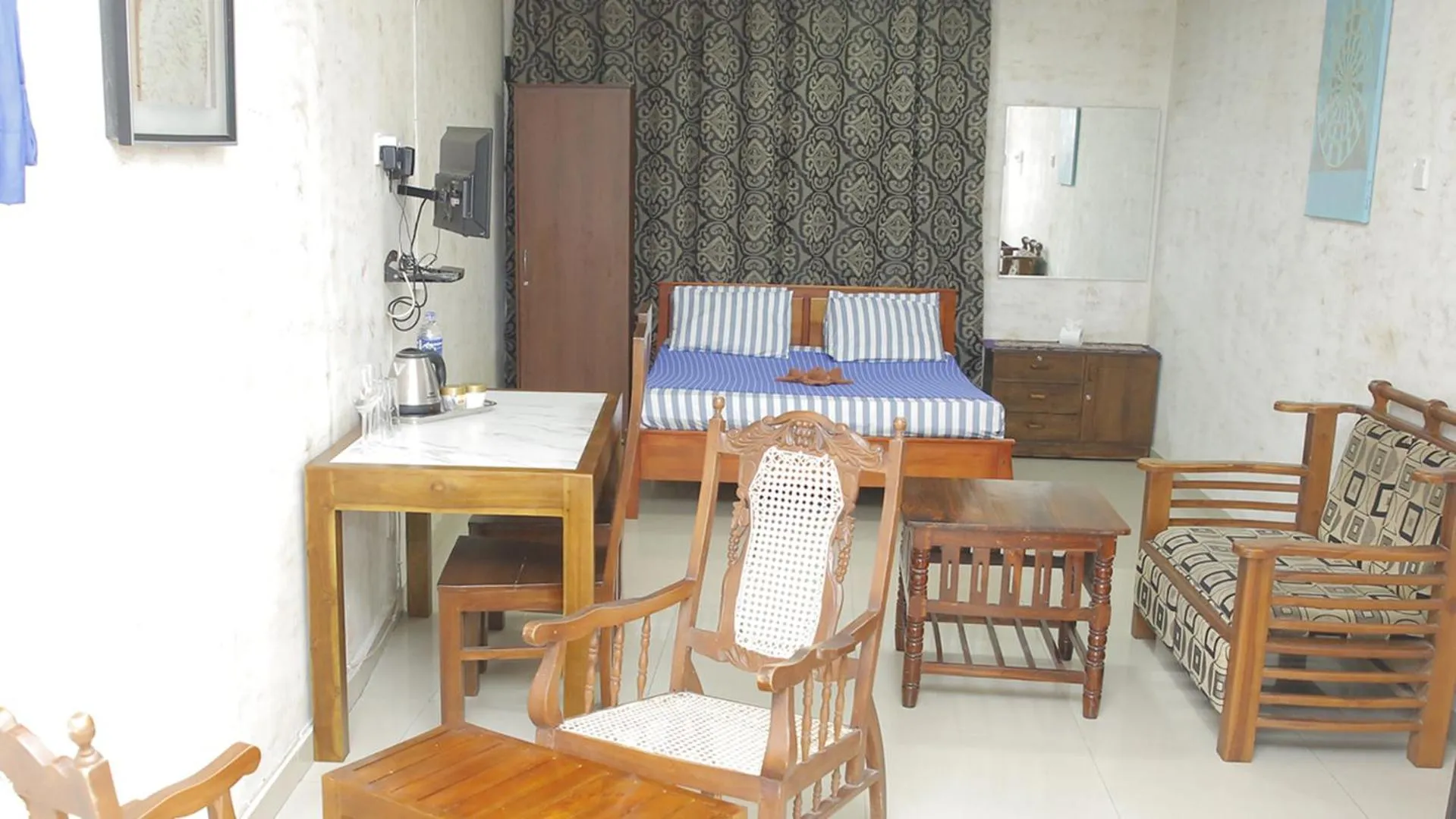 Bed in Hillstreet Villa
