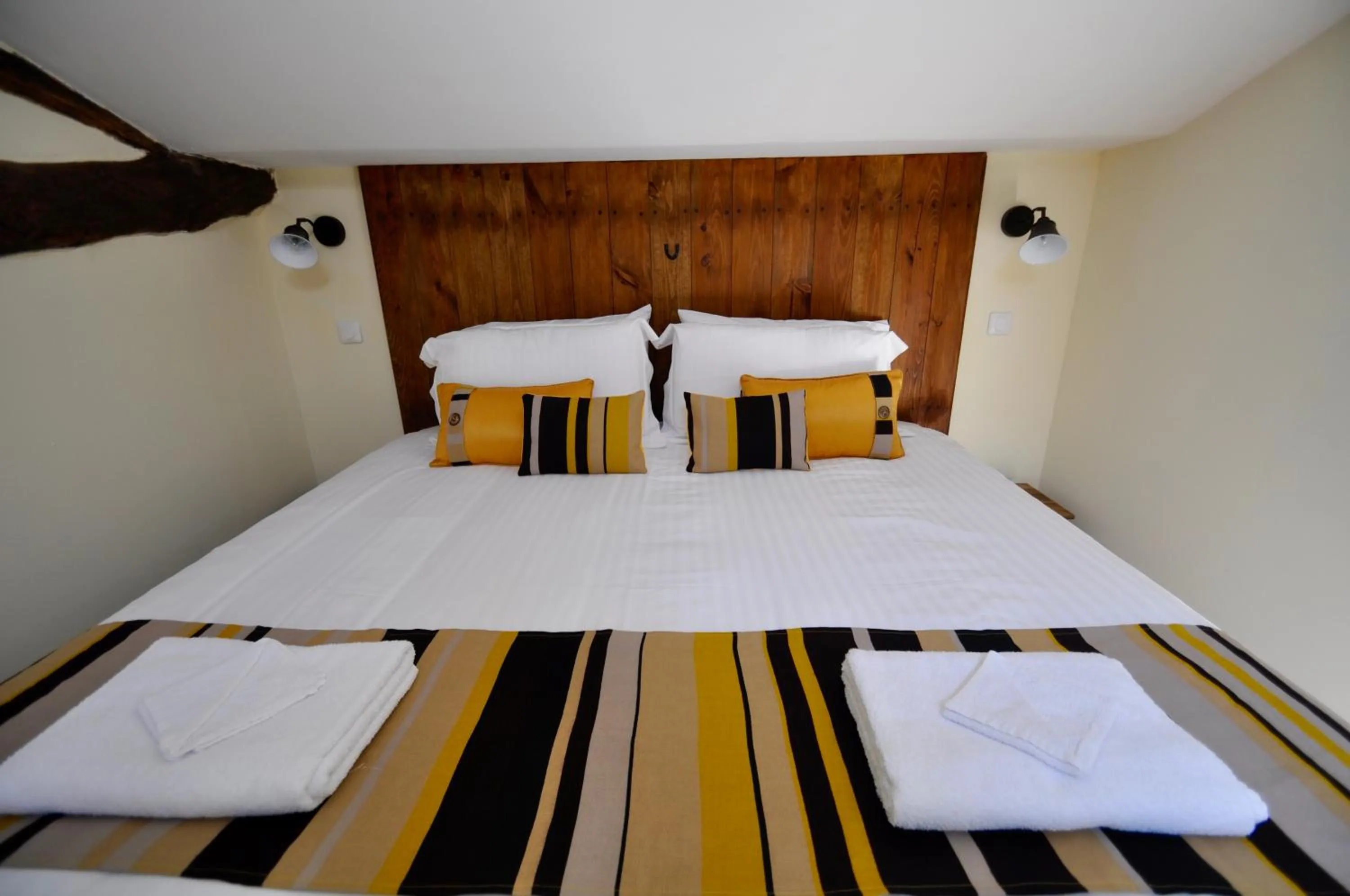 Bed in Chez Fins Bois