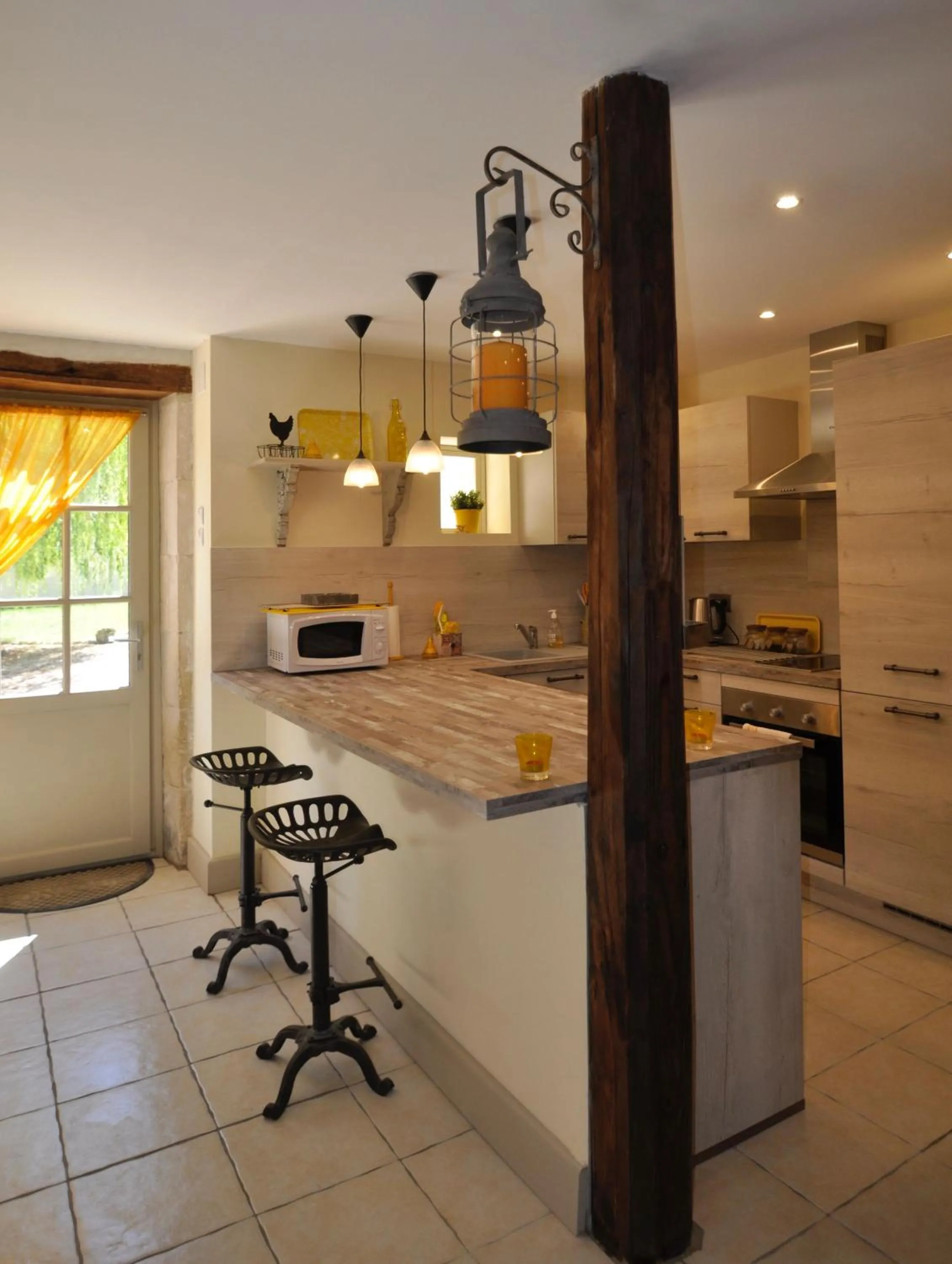 Kitchen or kitchenette in Chez Fins Bois