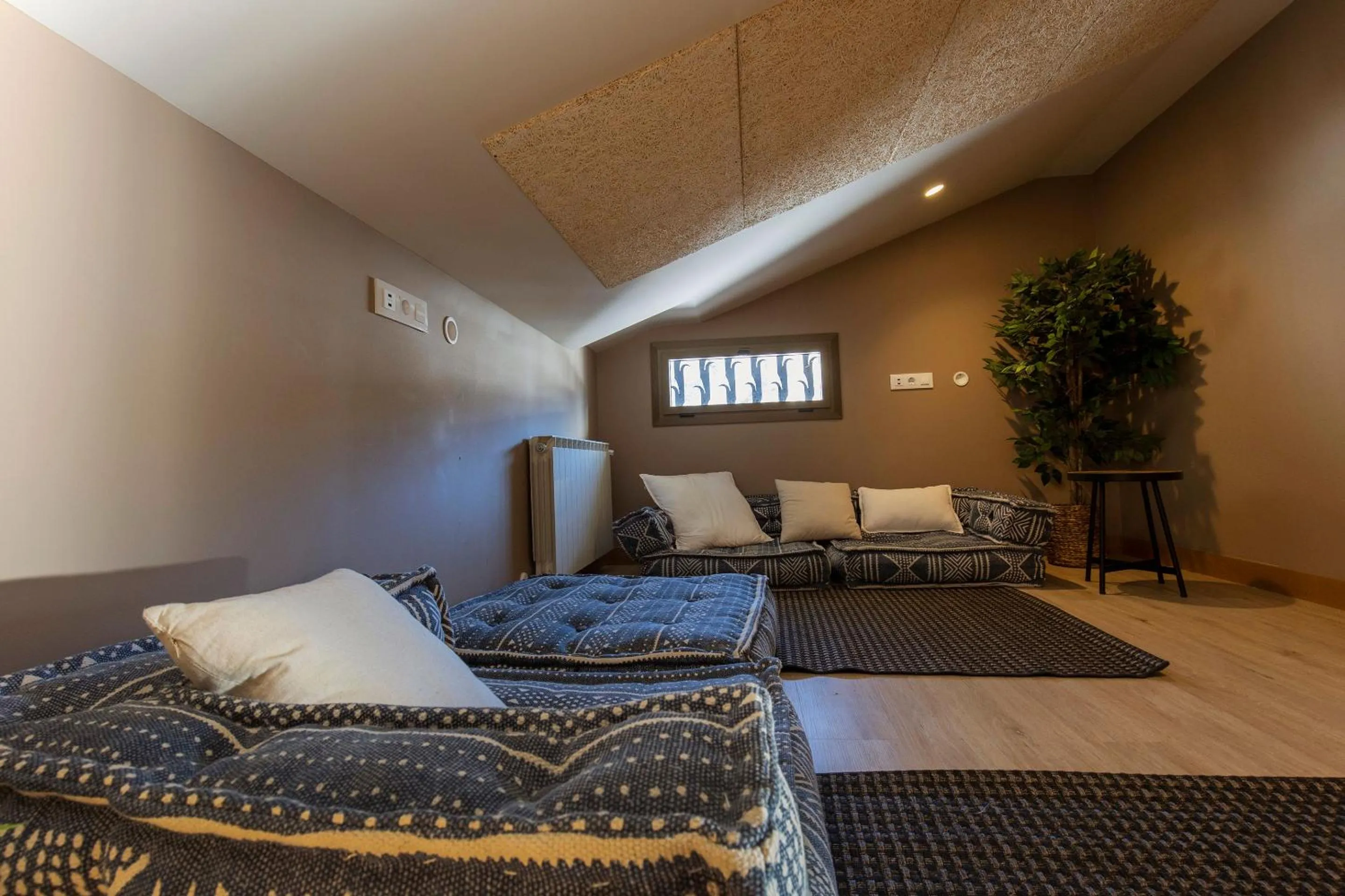 Communal lounge/ TV room, Bed in Font Andorra Hostel by Nexta