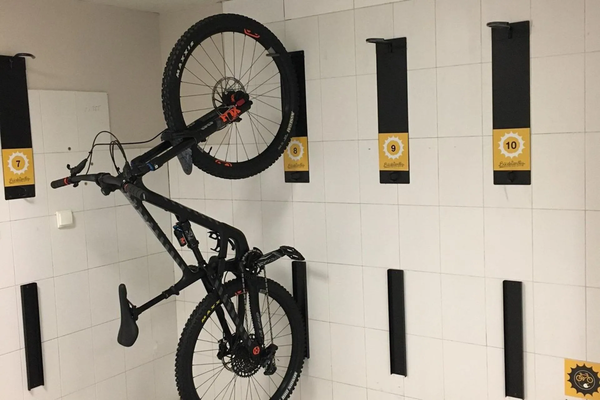 Font Andorra Hostel by Nexta