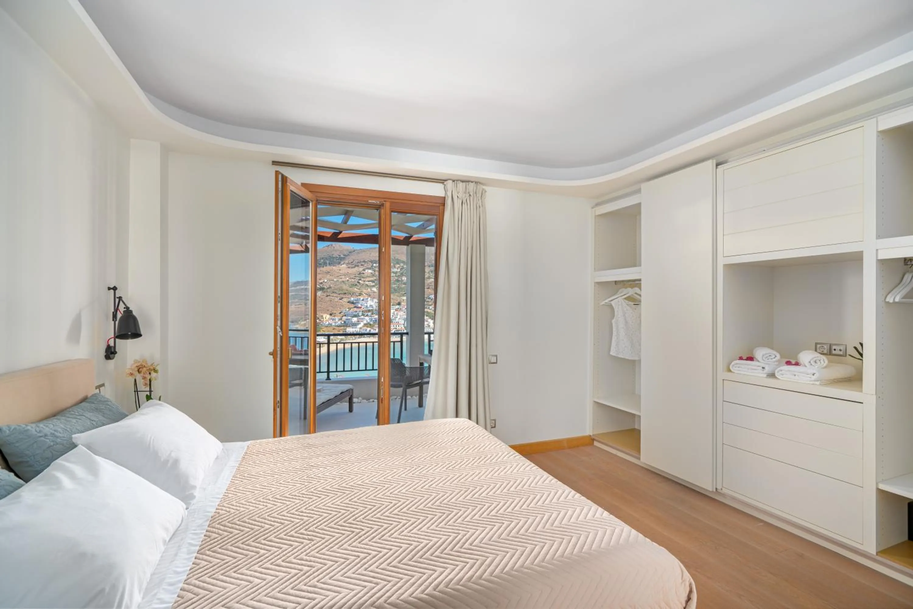 Bedroom, Bed in Belvedere Andros