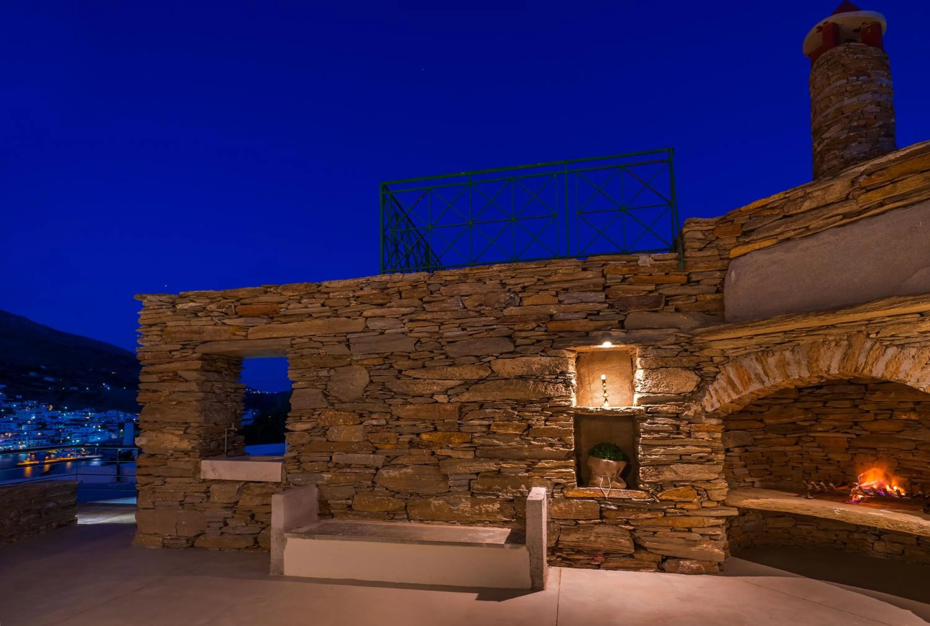 Property building in Belvedere Andros