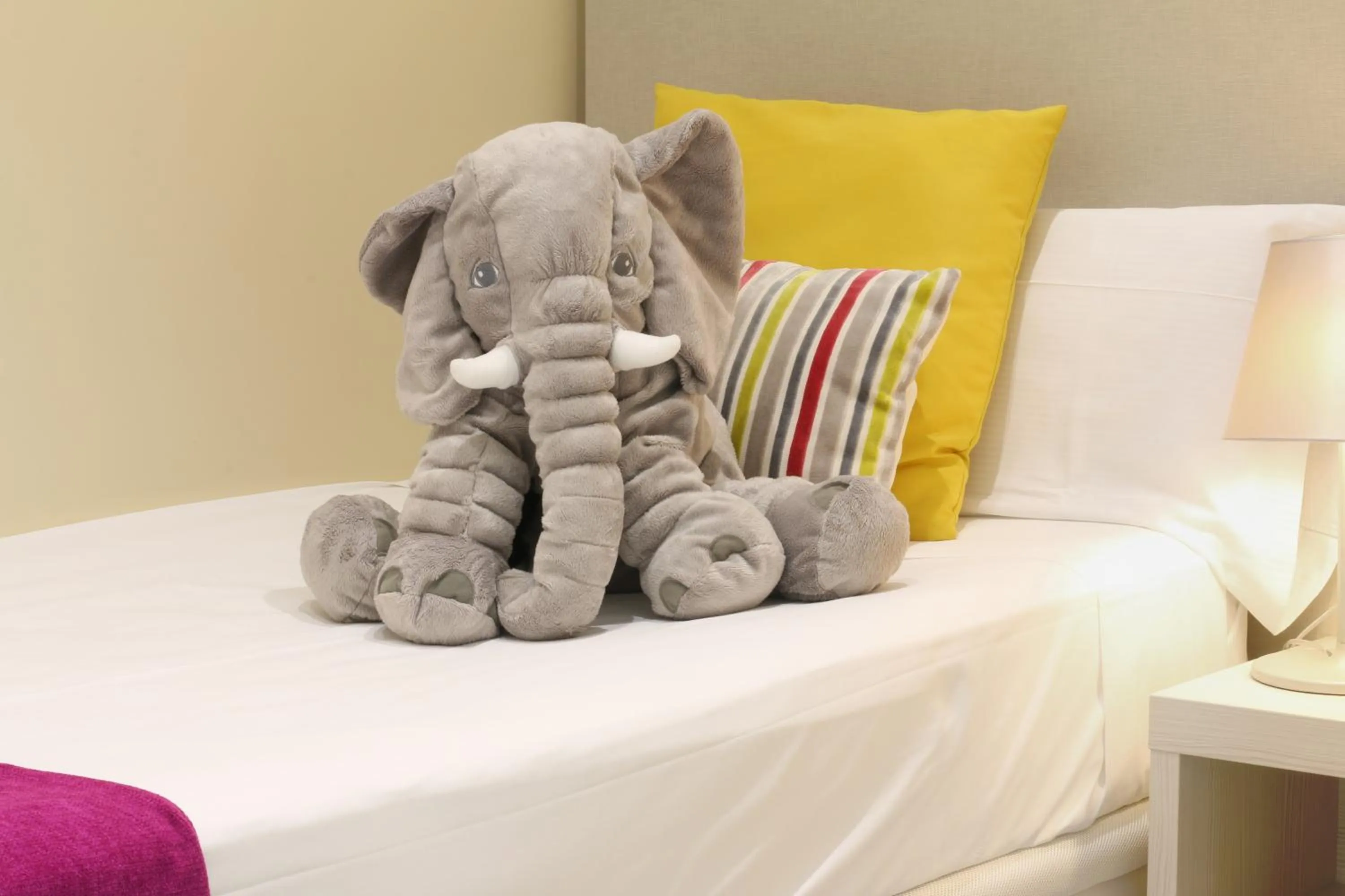 Bed in Suite Place Barcelona Còrsega