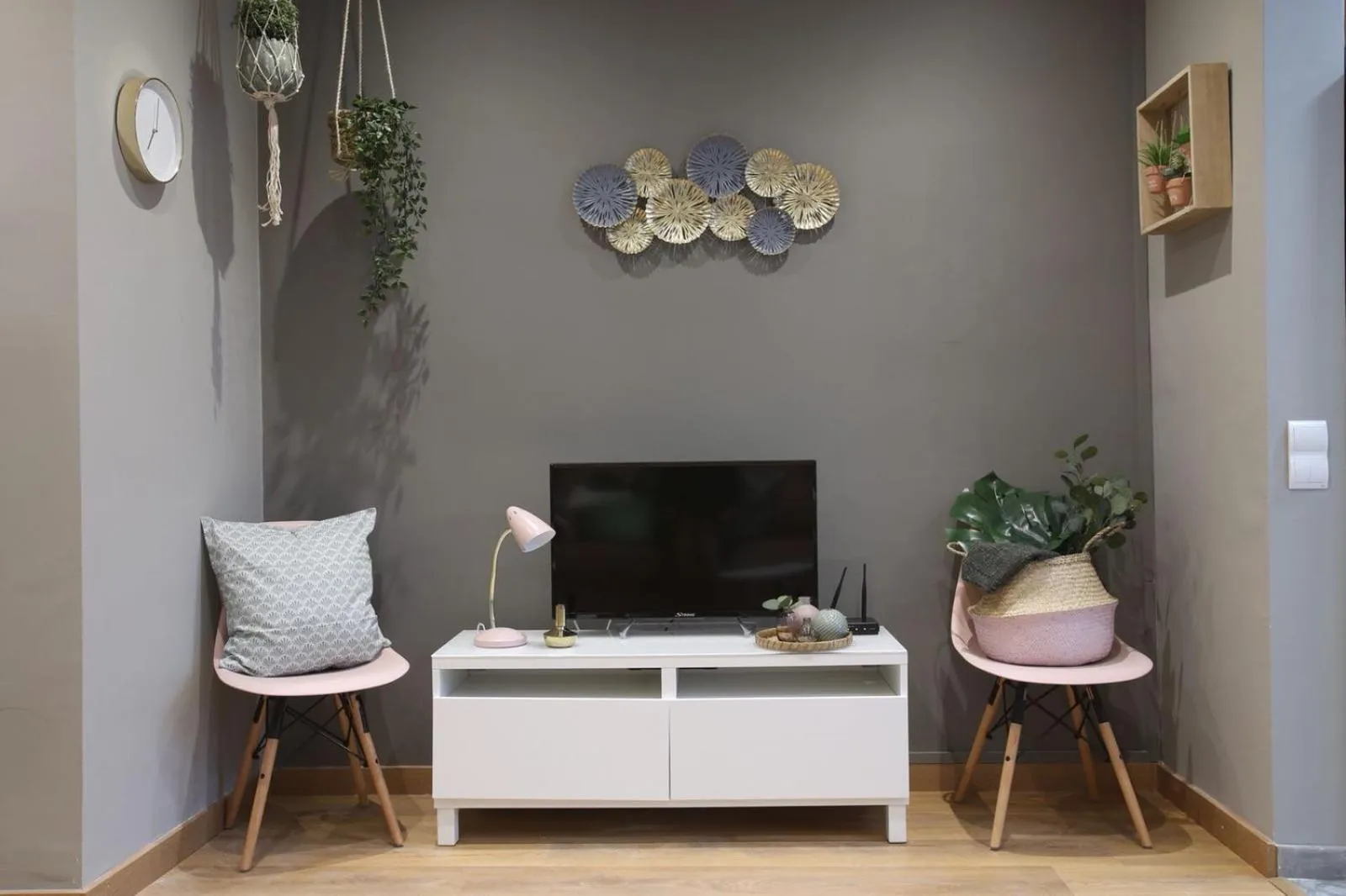 TV and multimedia in Suite Place Barcelona Còrsega