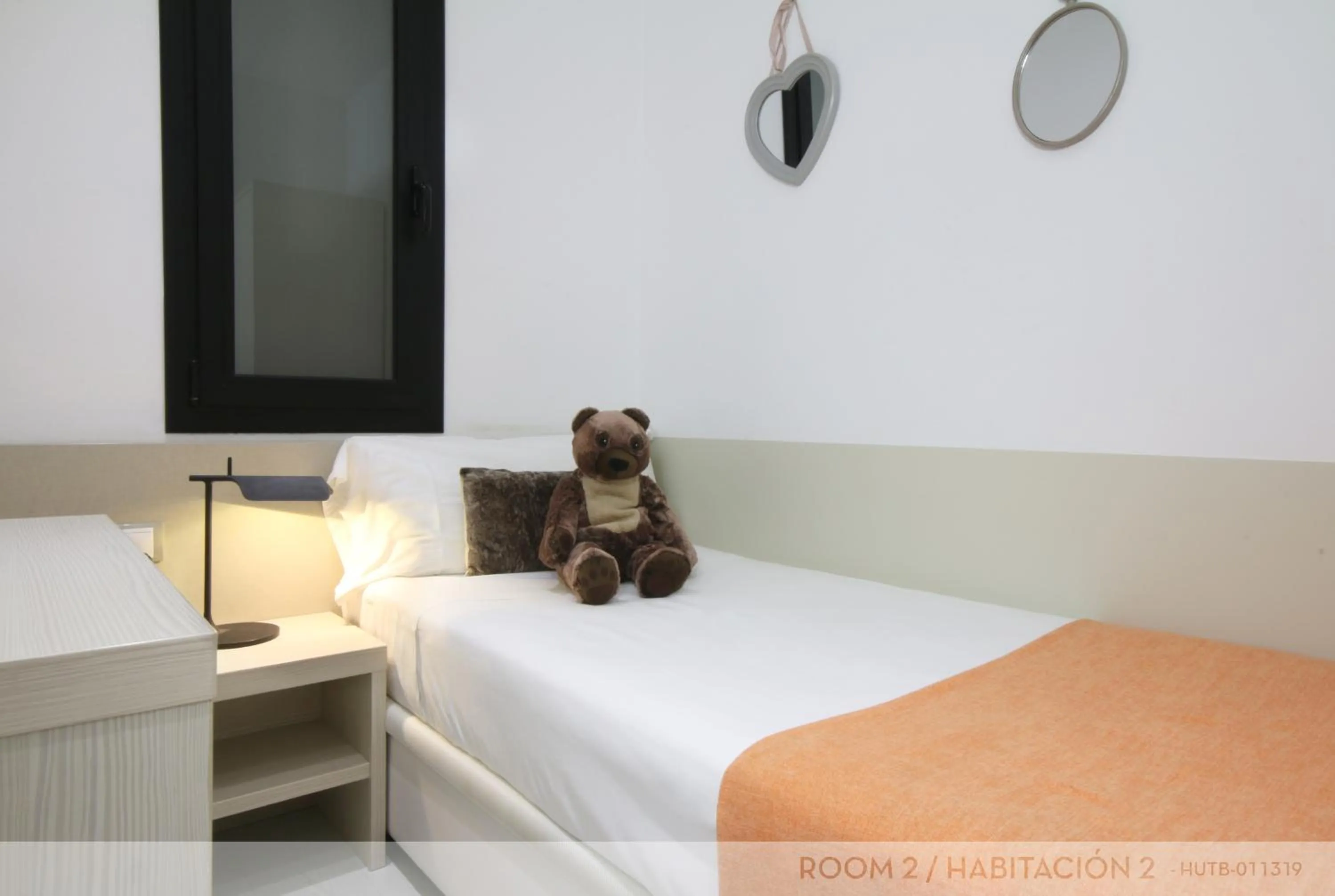 Bedroom, Bed in Suite Place Barcelona Còrsega