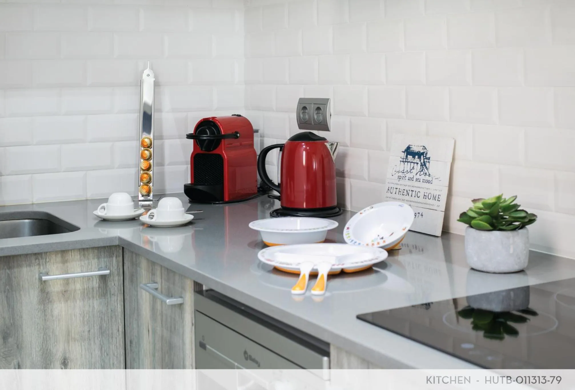 Kitchen or kitchenette in Suite Place Barcelona Còrsega