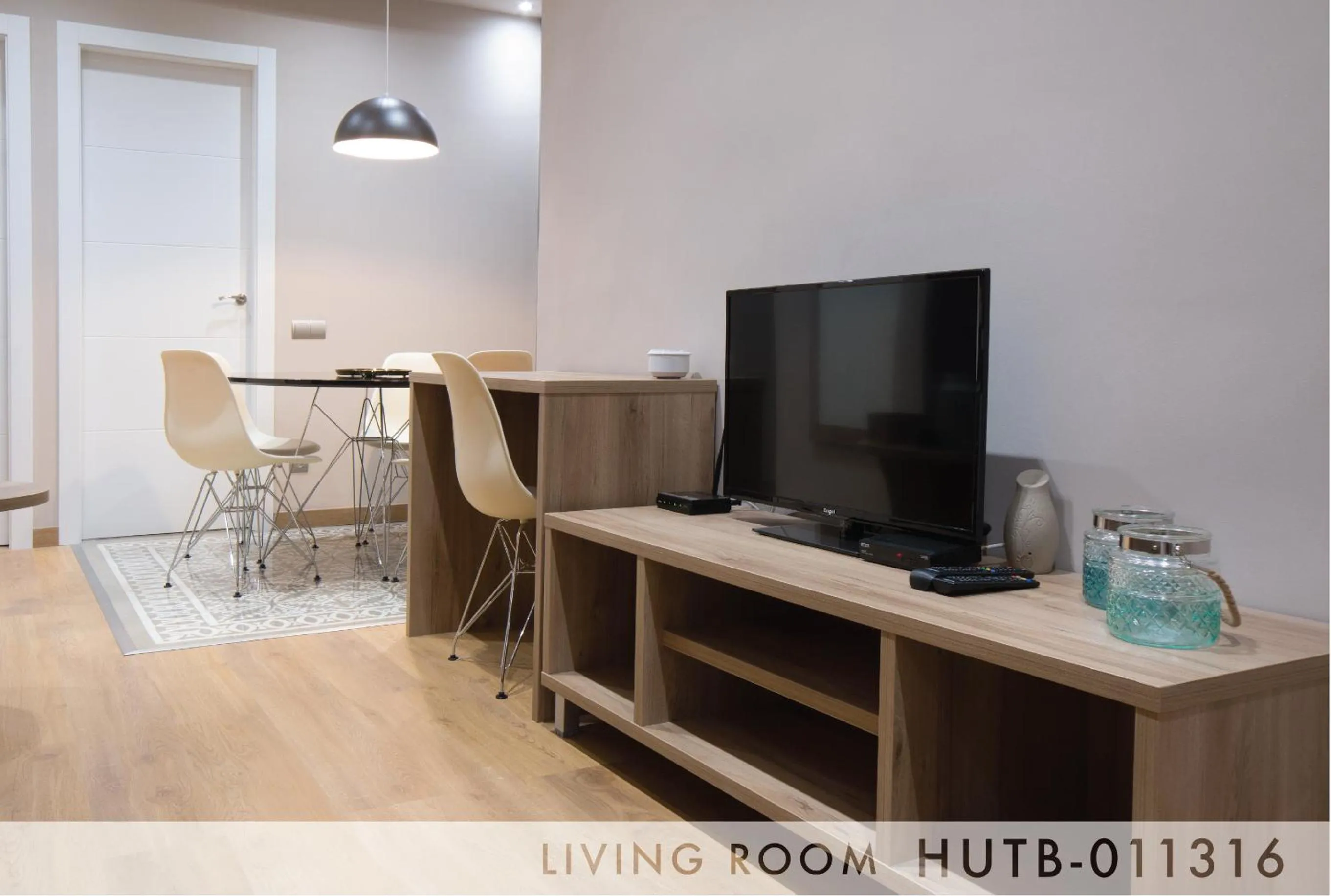 TV and multimedia in Suite Place Barcelona Còrsega