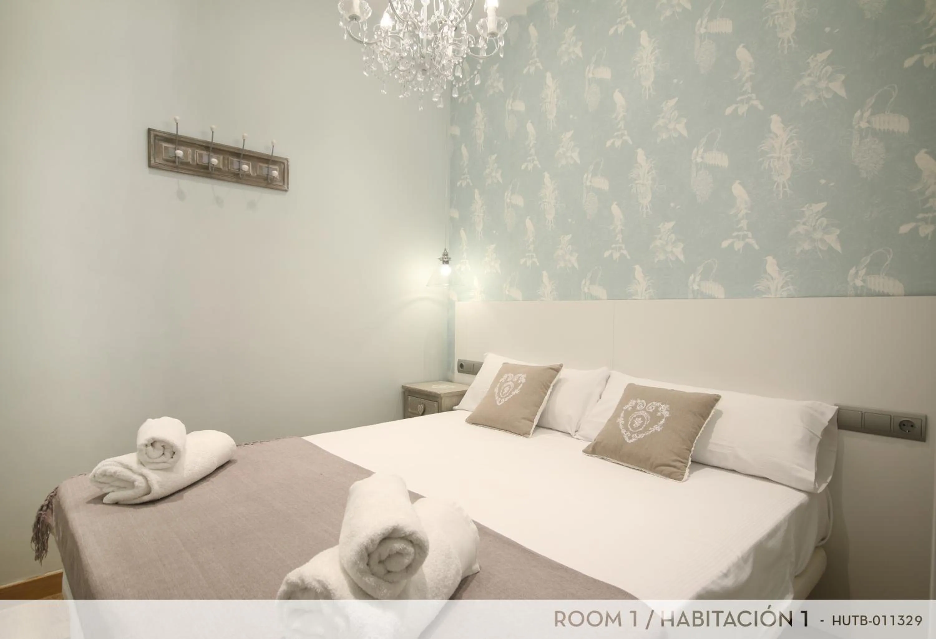 Bedroom, Bed in Suite Place Barcelona Còrsega