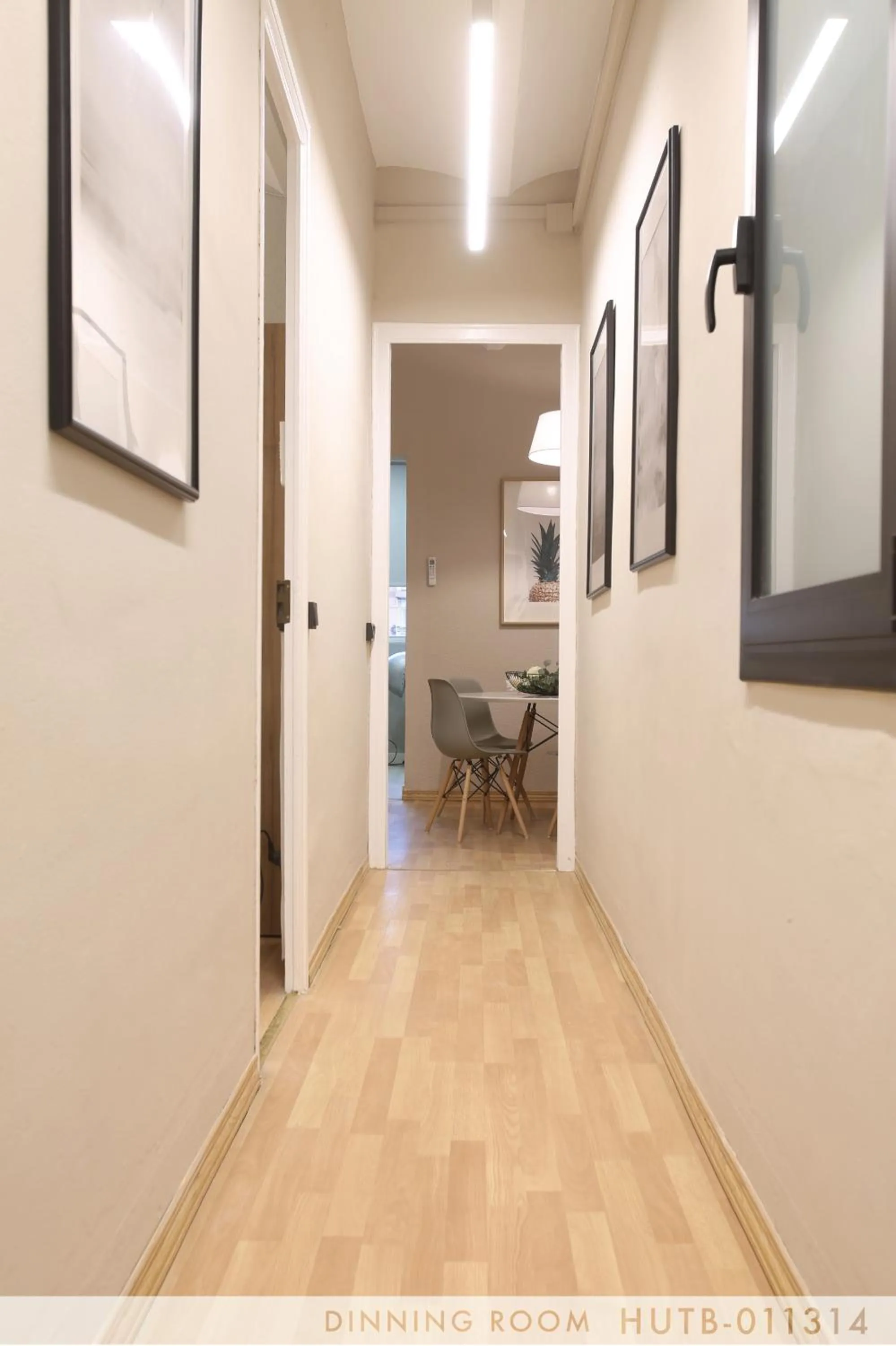 Photo of the whole room in Suite Place Barcelona Còrsega