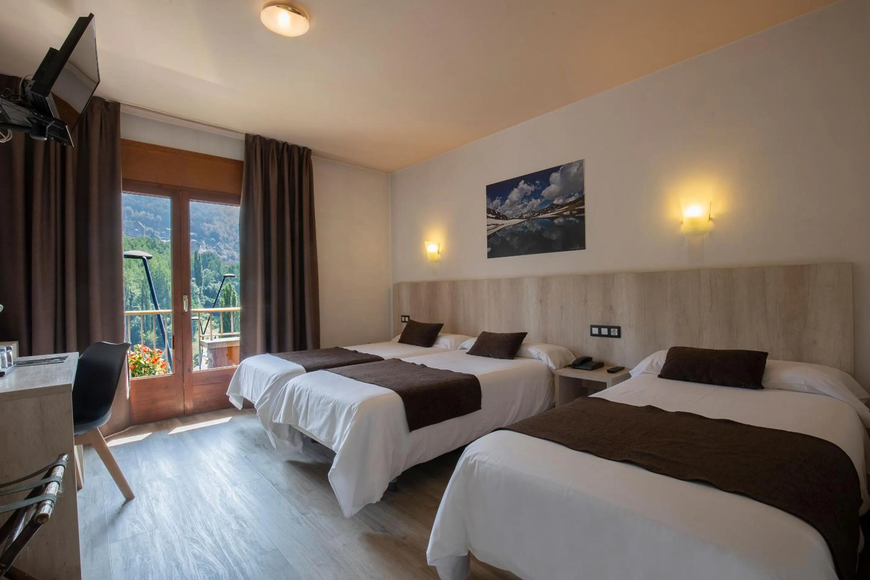 Bed in Hotel Marco Polo by Nexta