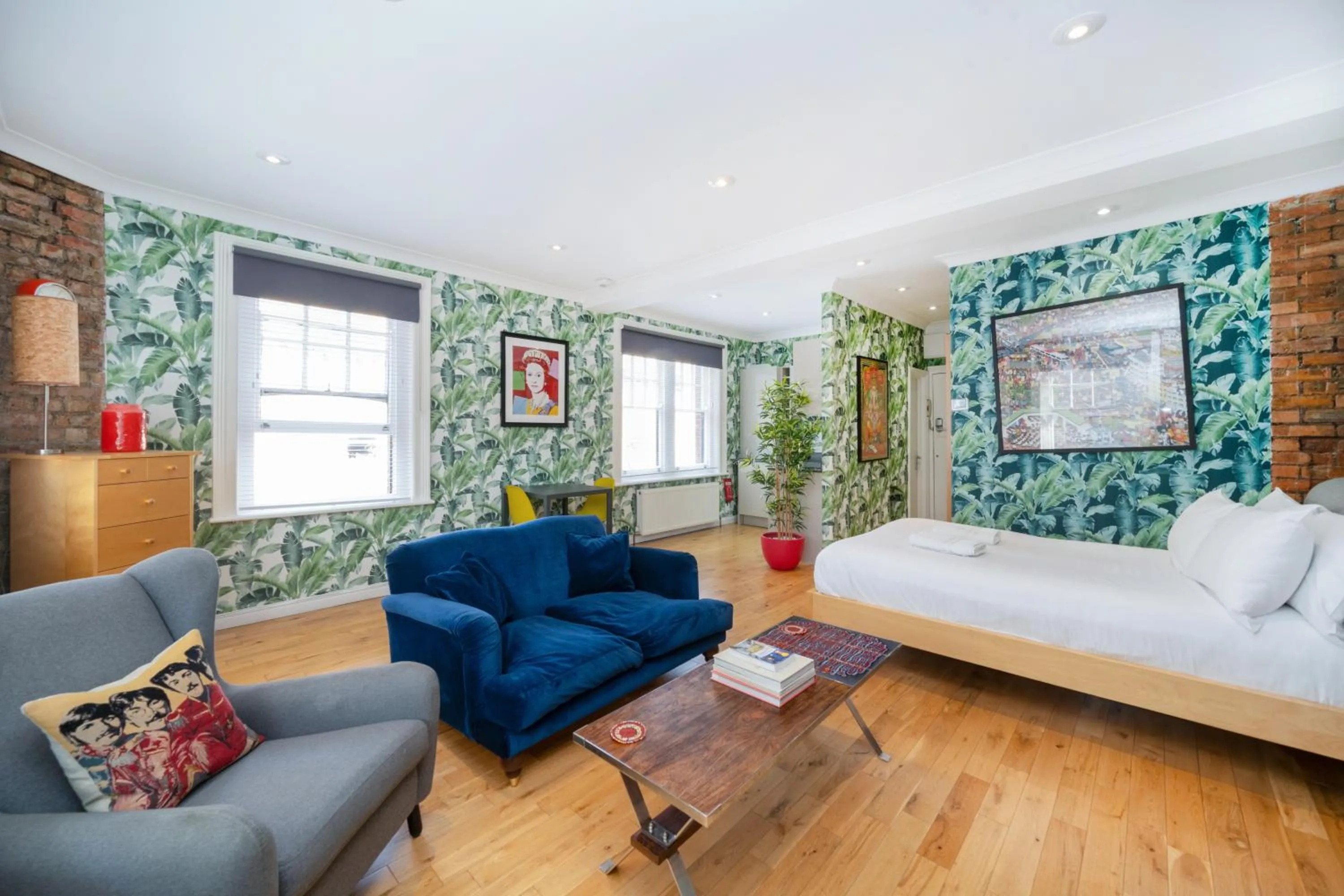 Photo of the whole room, Bed in Crashpads Shoreditch Brick Lane Mini Lofts