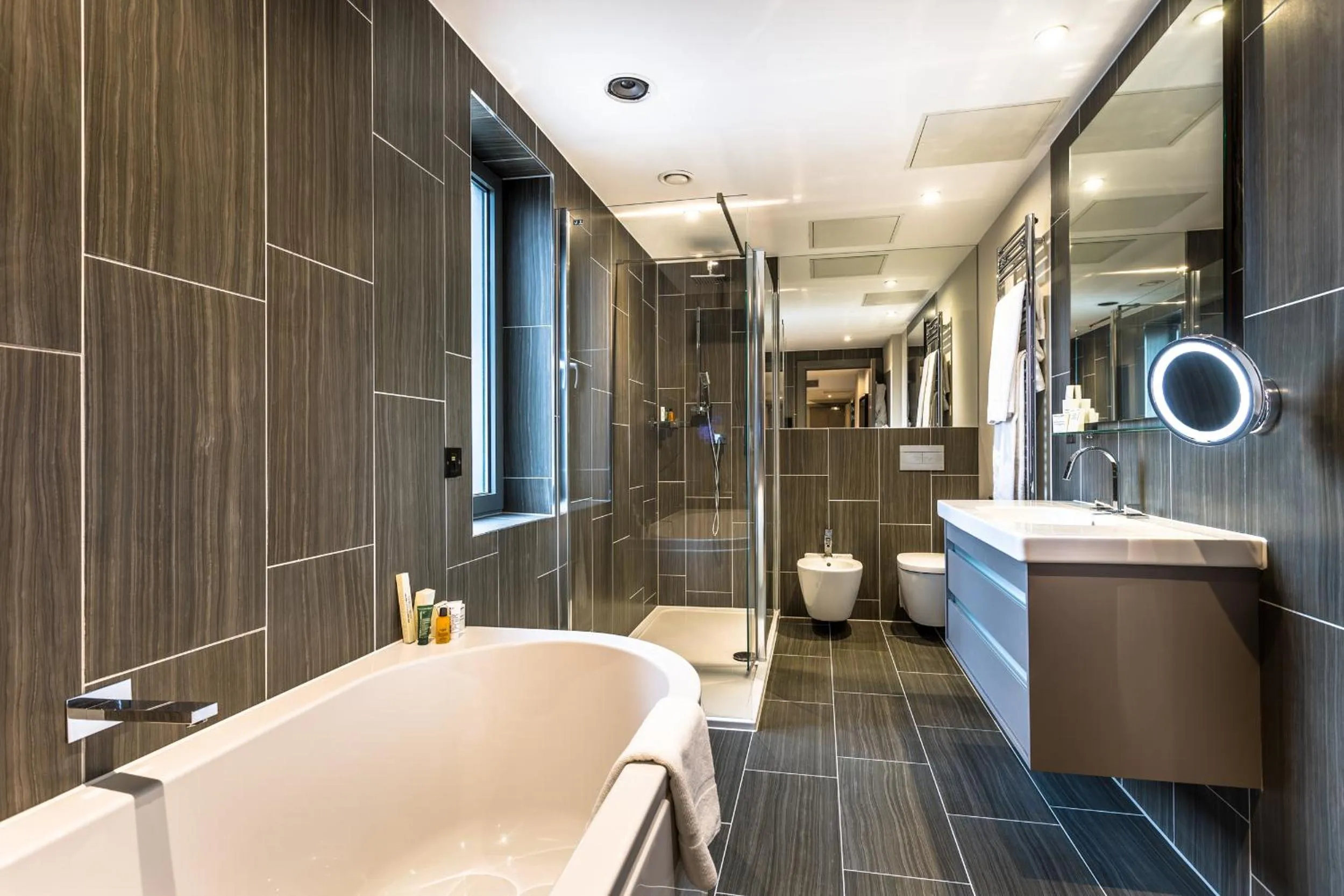 Bathroom in Courthouse Hotel Shoreditch