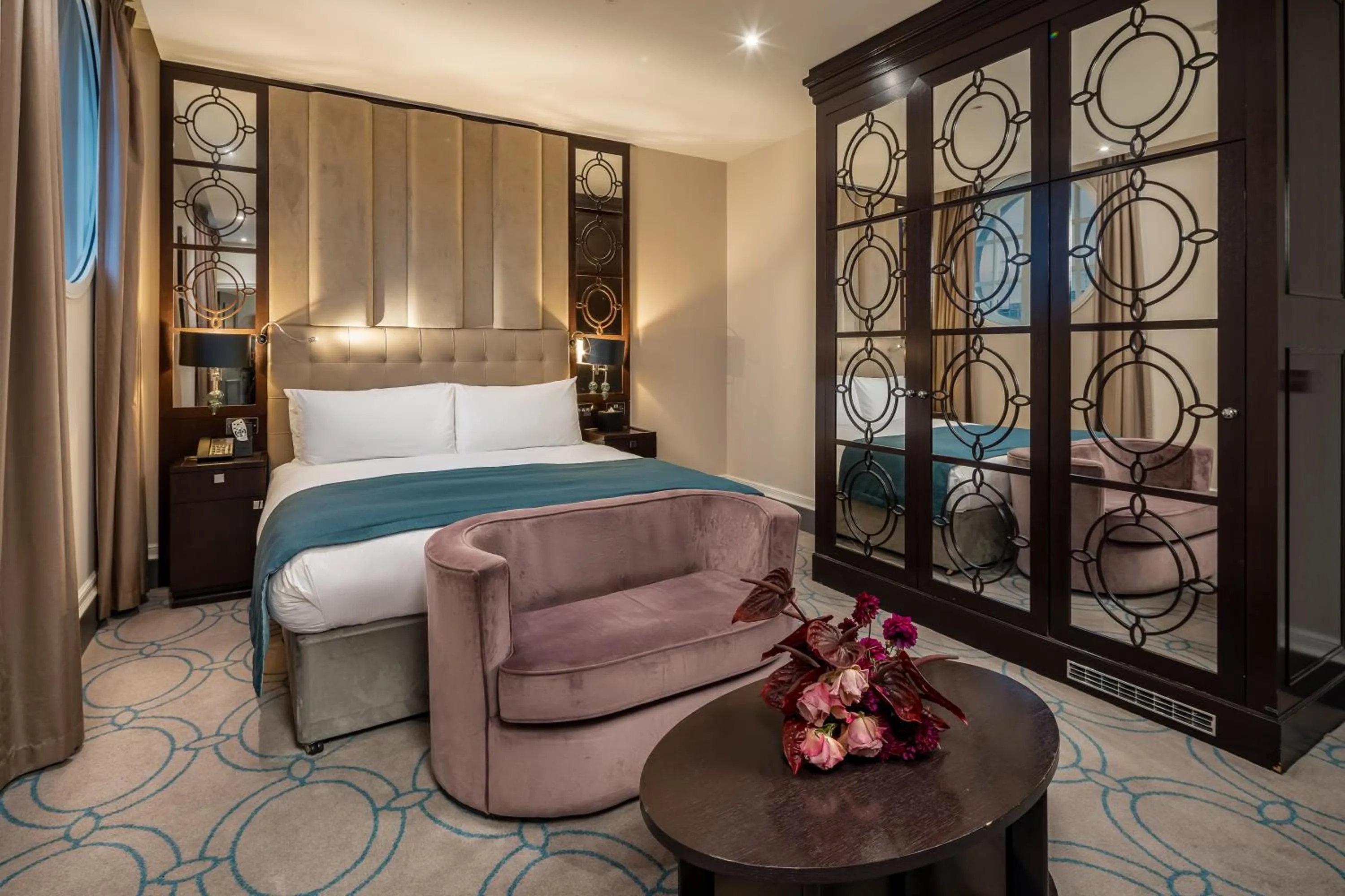 Bedroom, Bed in Courthouse Hotel Shoreditch