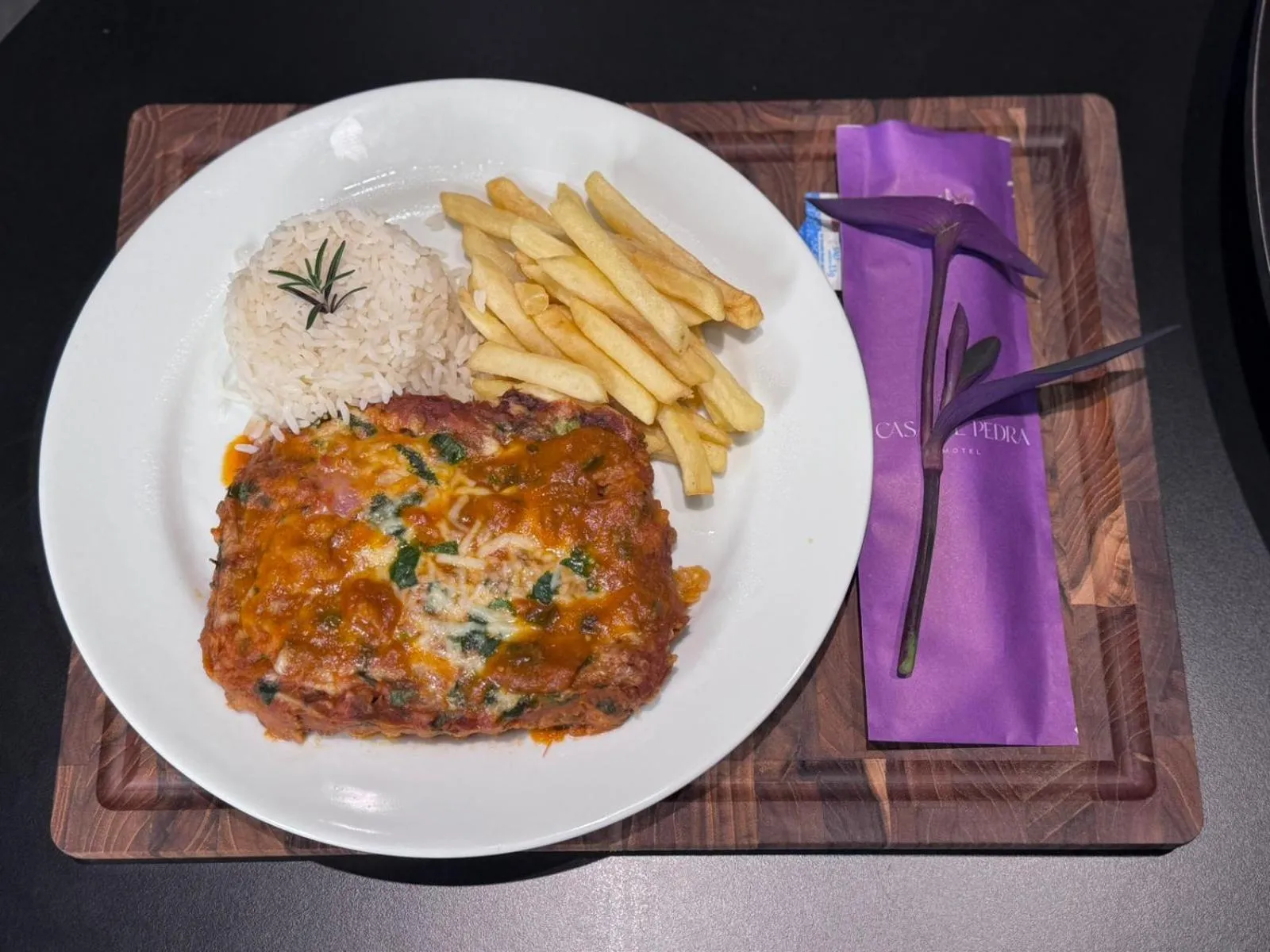 Food in Motel Casa de Pedra