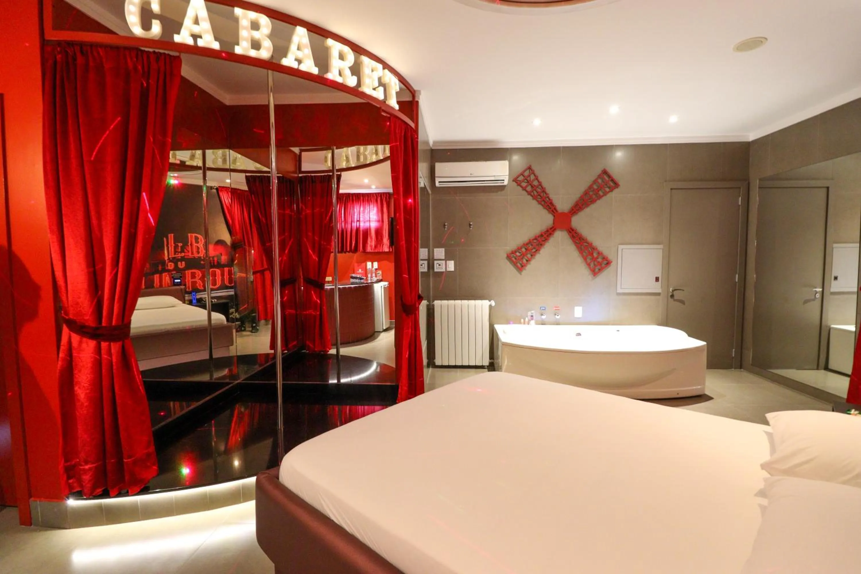 Photo of the whole room, Bed in Motel Casa de Pedra