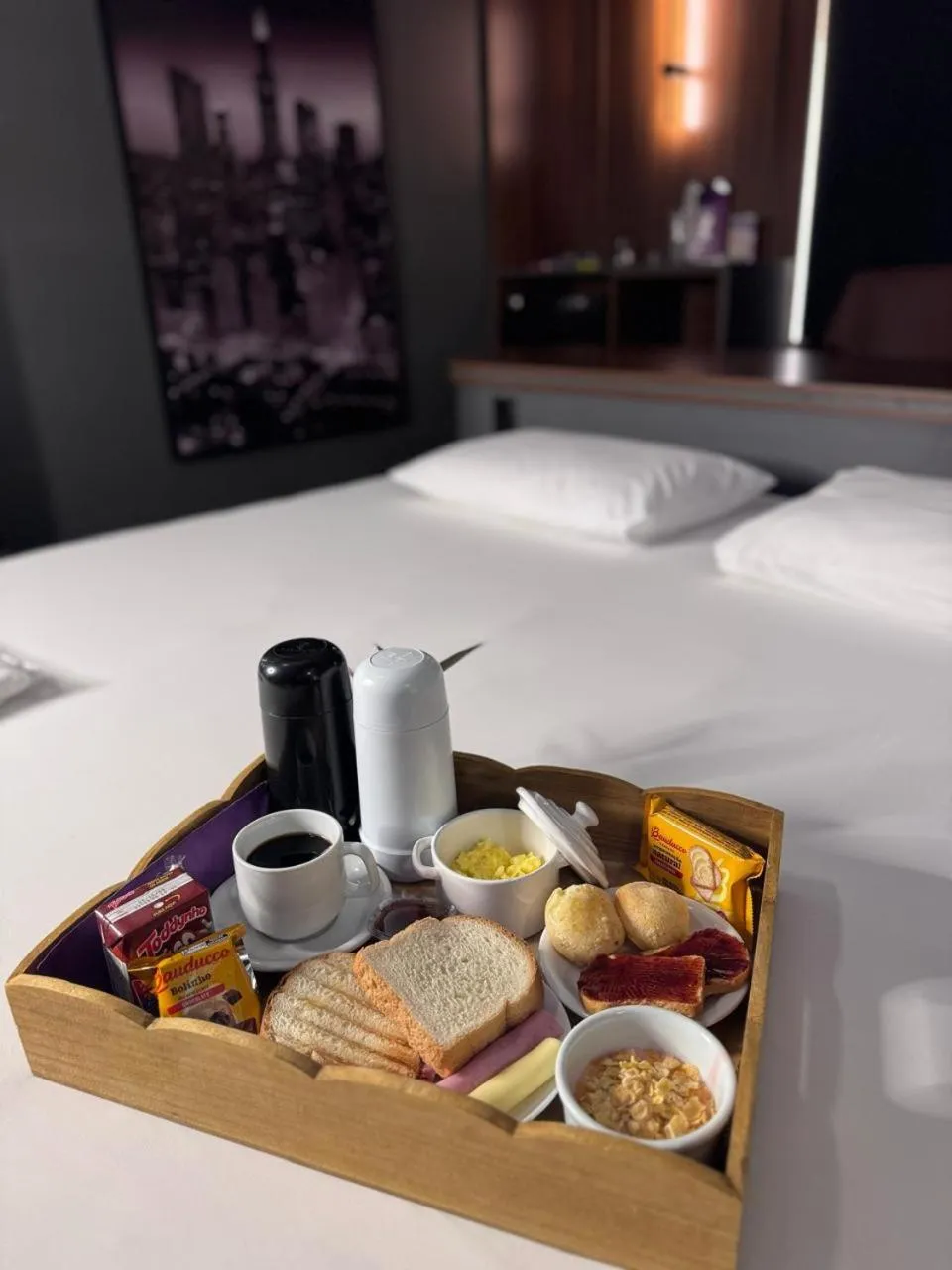 Breakfast, Bed in Motel Casa de Pedra