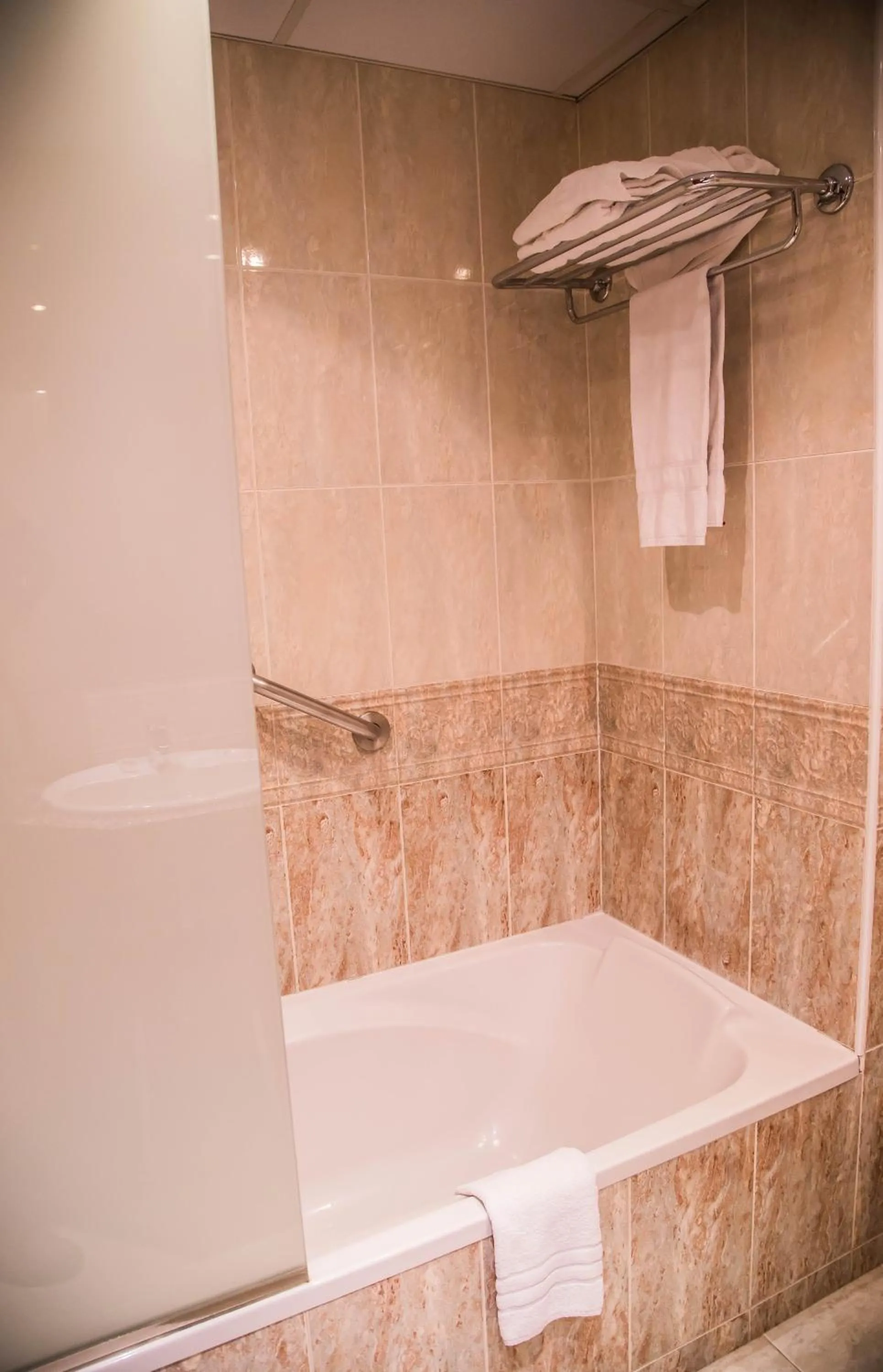 Bath in Hotel Xalet Verdú