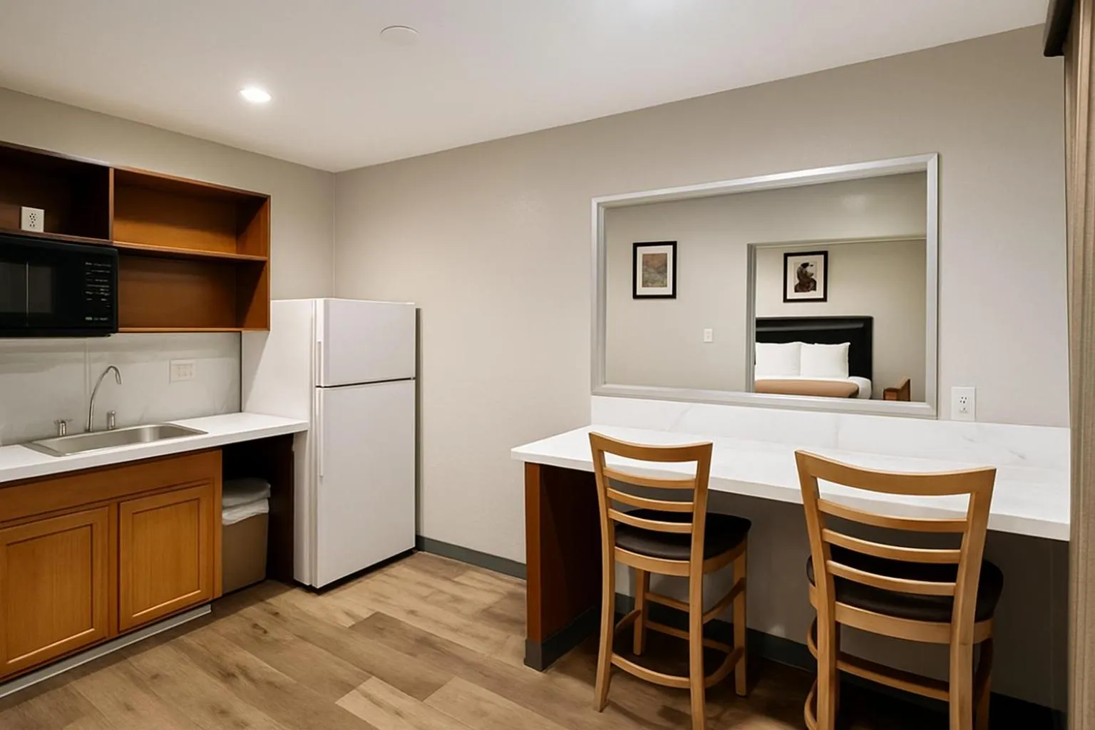 Kitchen or kitchenette in Rodeway Inn El Cajon - San Diego East