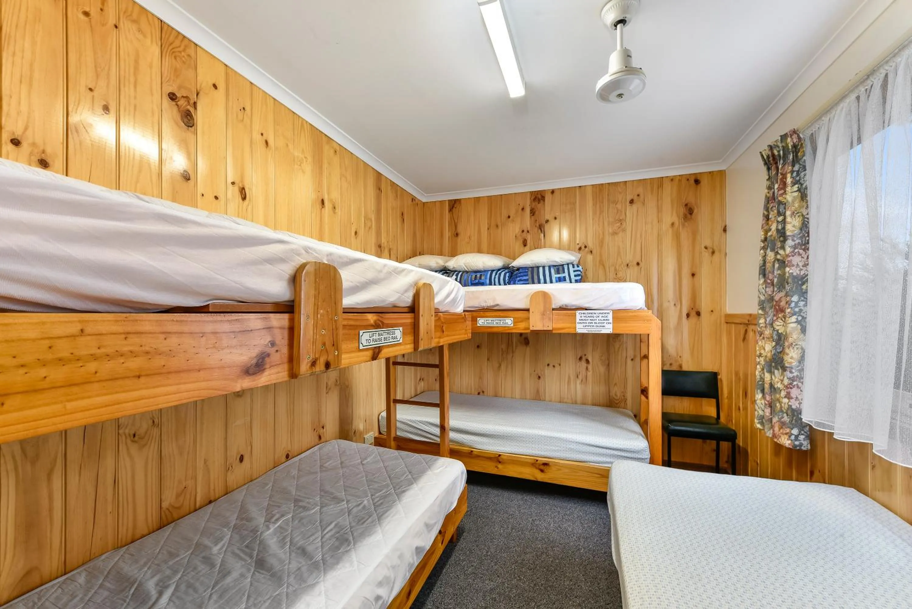 Bed in Millicent Hillview Caravan Park