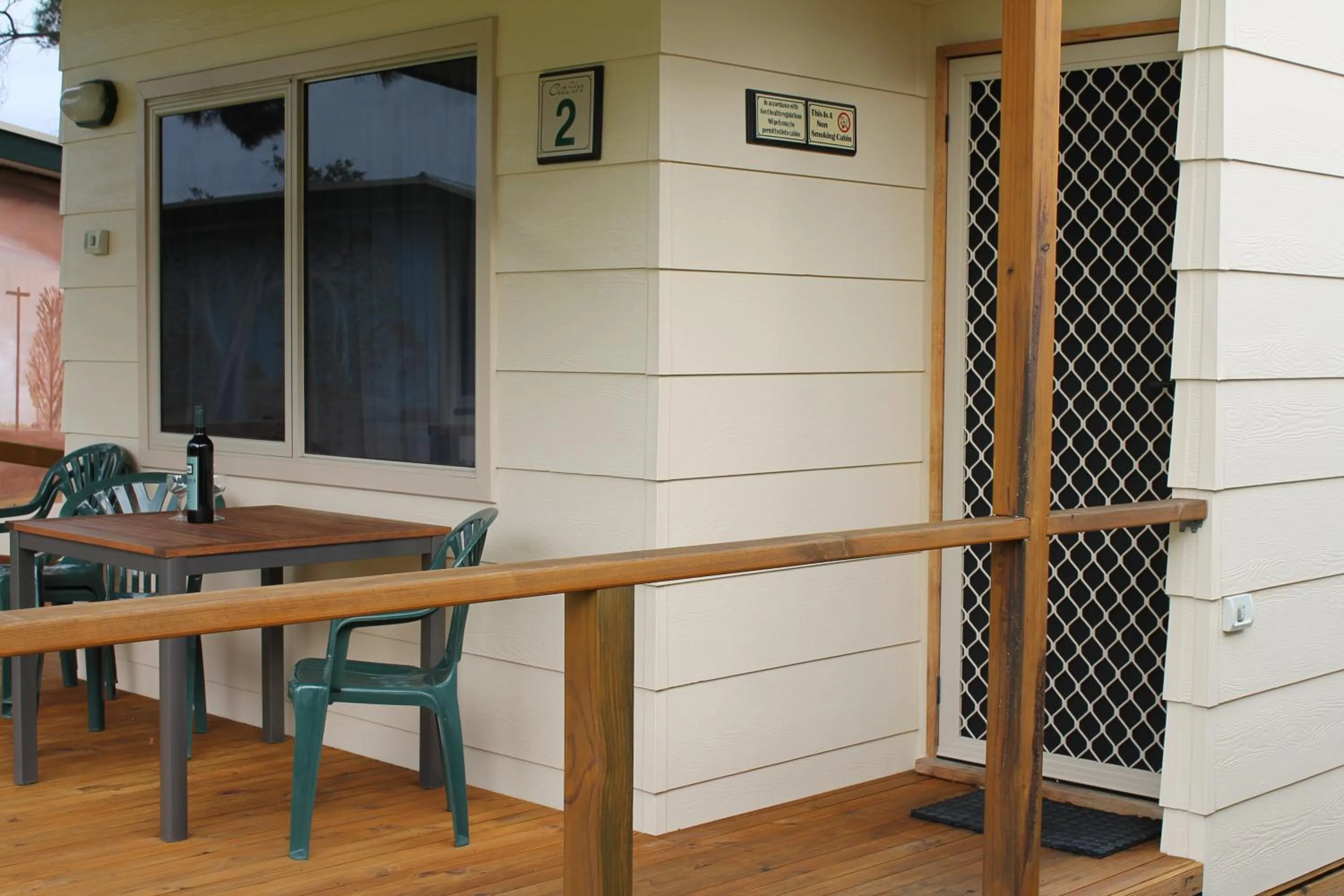 Facade/entrance in Millicent Hillview Caravan Park