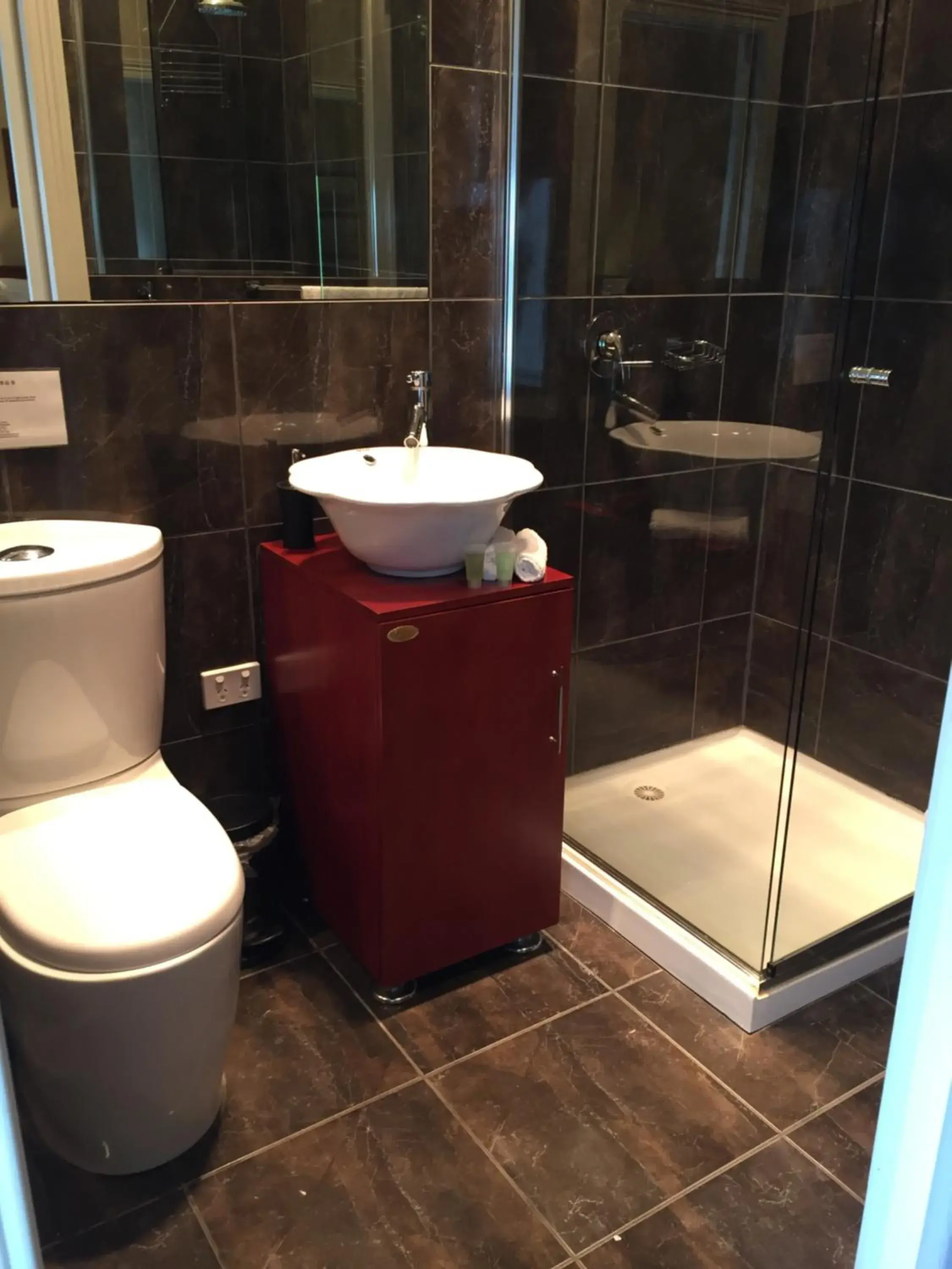 Queen Room in Little River Bed and Breakfast Queen Room in Little River Bed and Breakfast