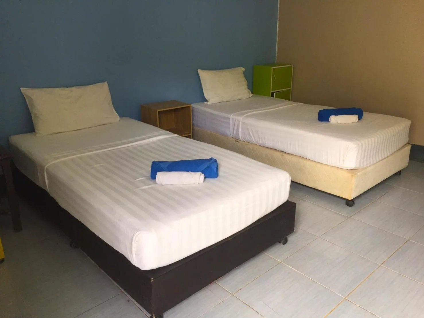 Bed in Lanta Complex