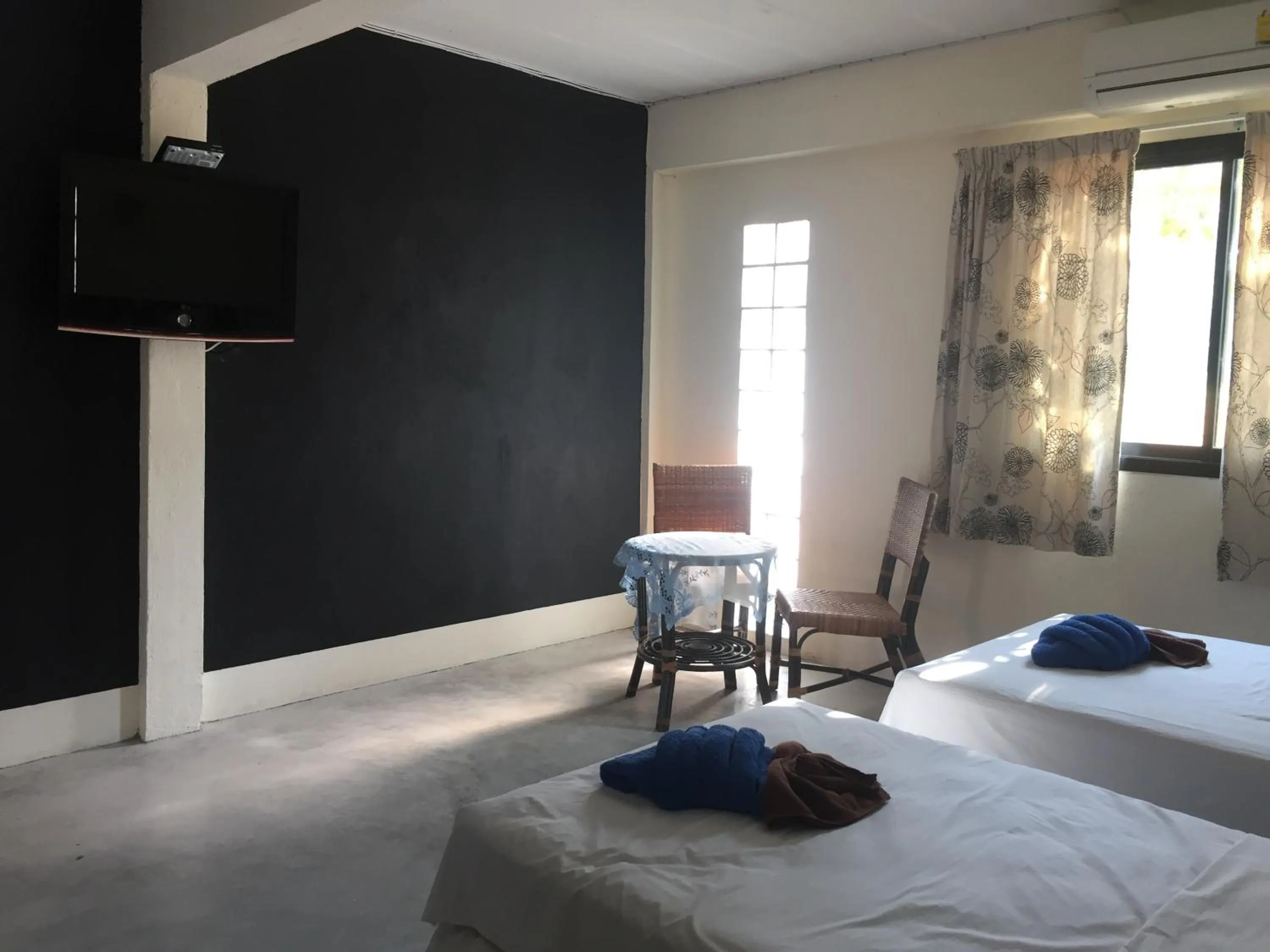 Bed in Lanta Complex