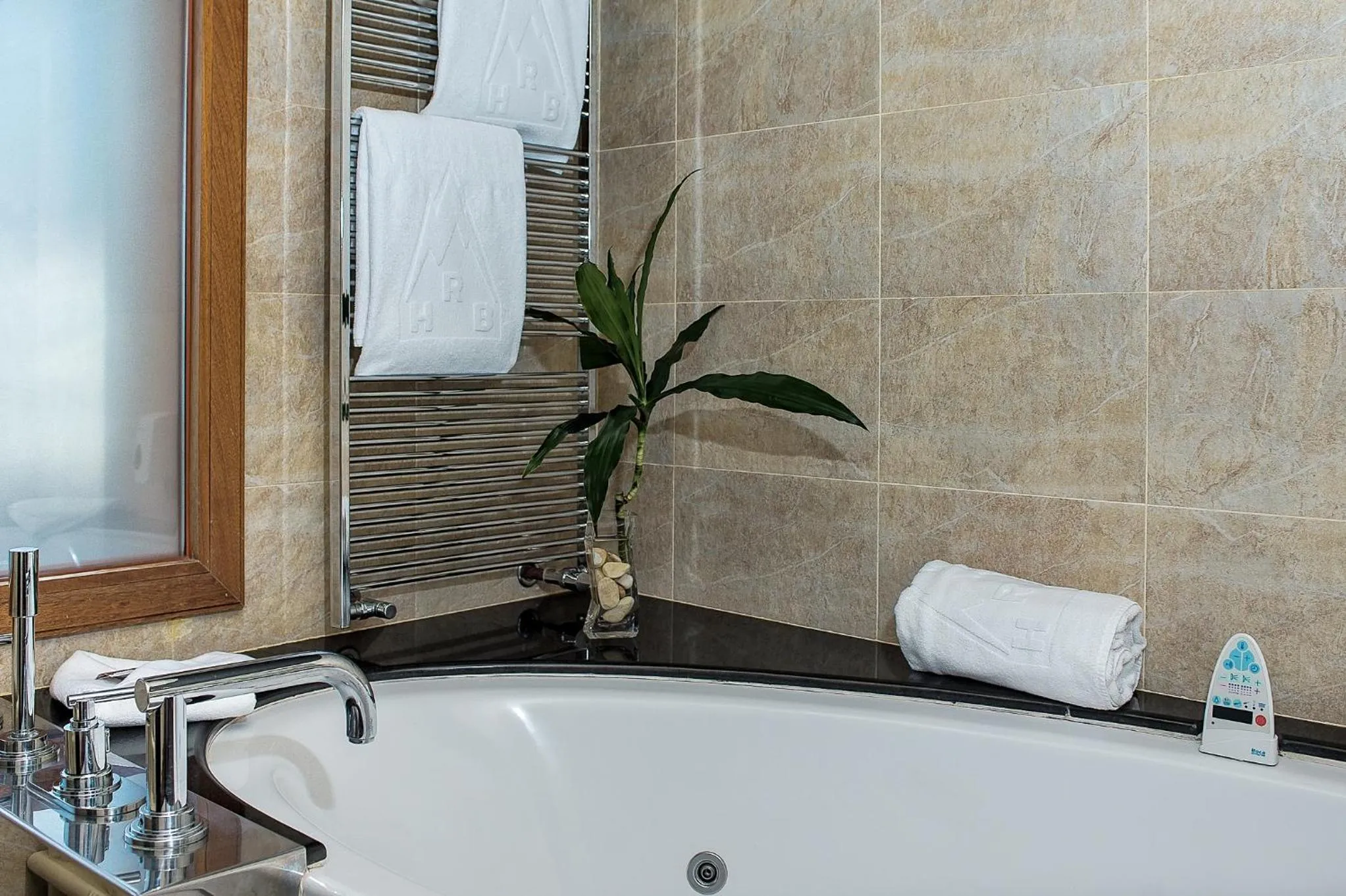 Bath in Roc Blanc Hotel & Spa