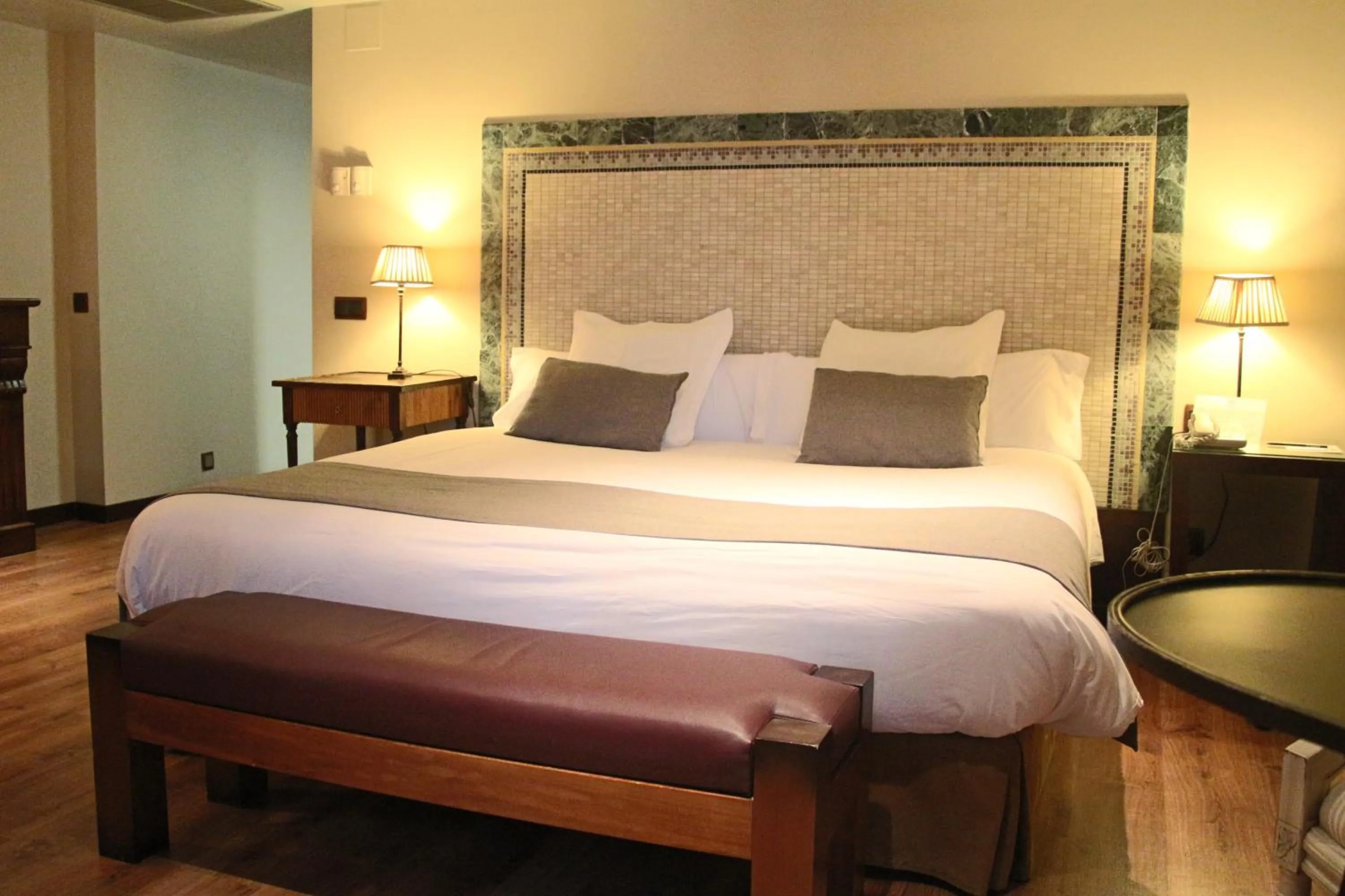 Bed in Roc Blanc Hotel & Spa