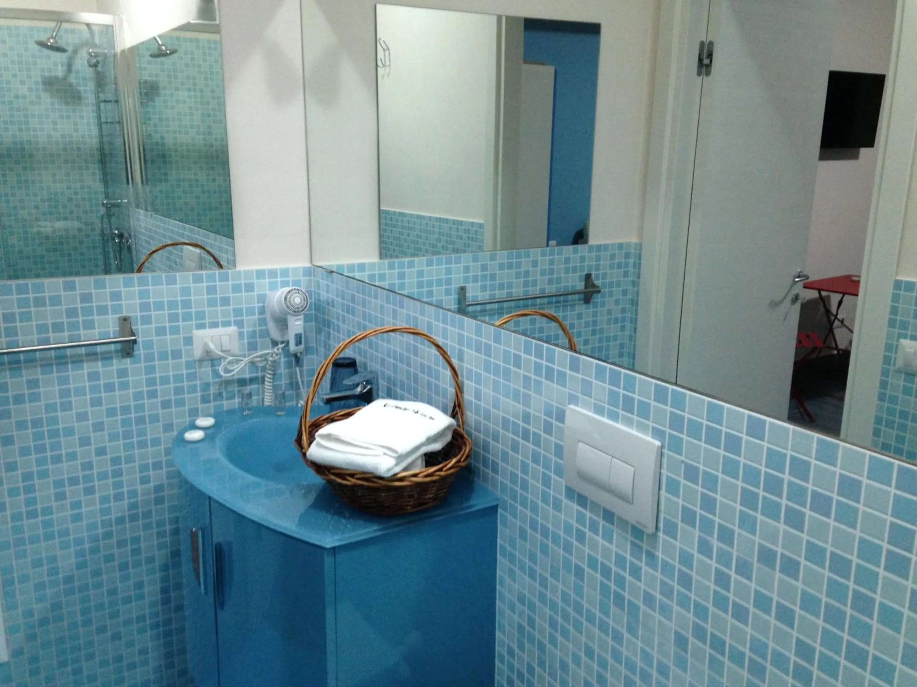 Bathroom in Palace Blu Mare