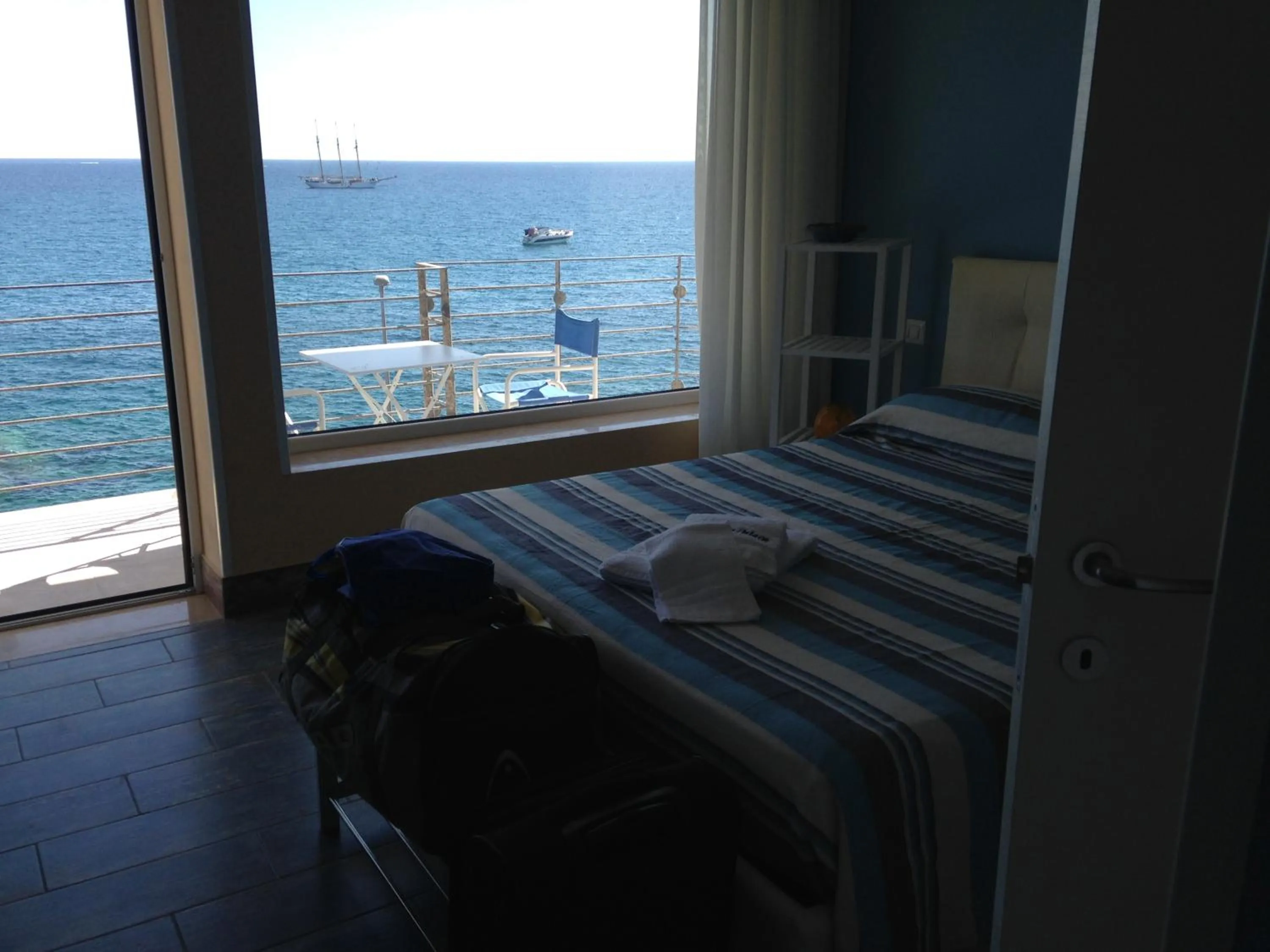 Bed in Palace Blu Mare