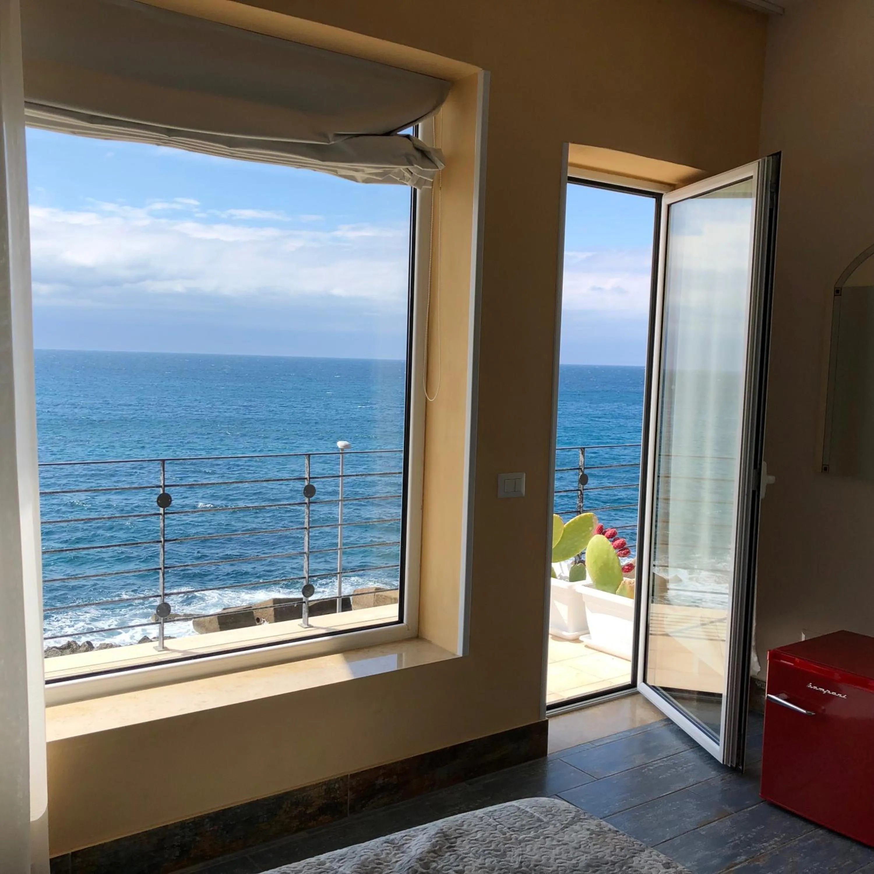 Sea view in Palace Blu Mare